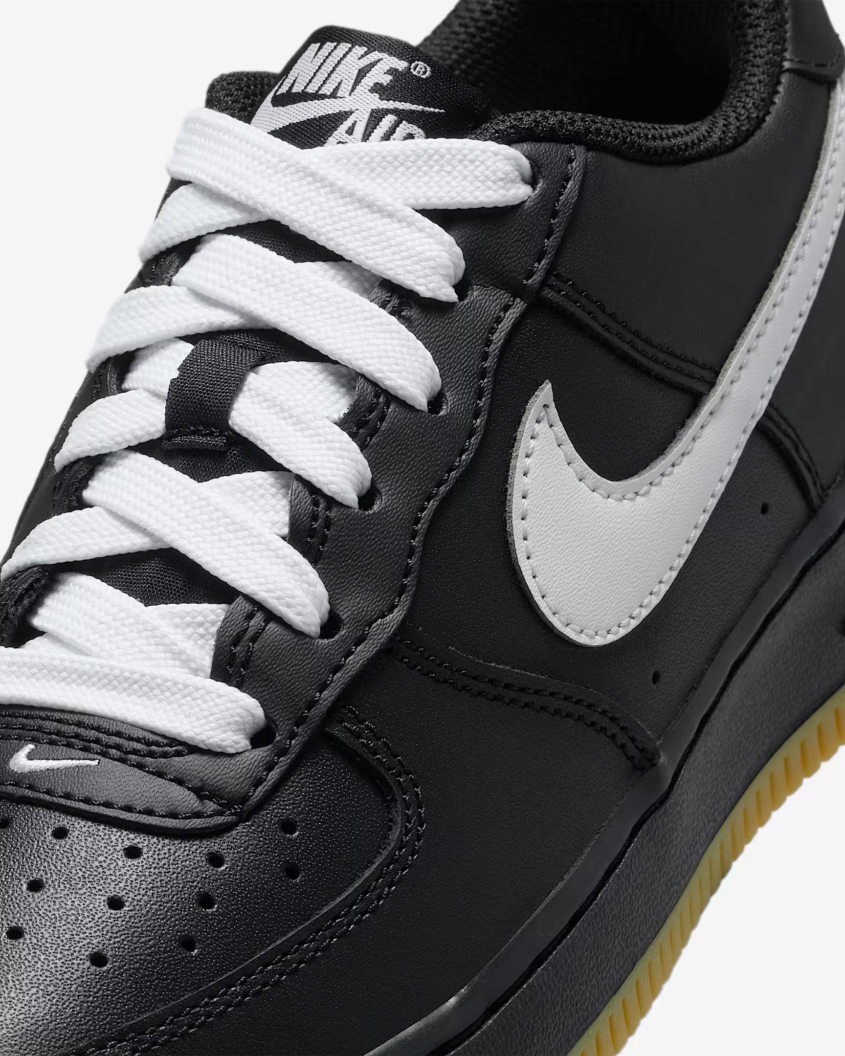 Підліткові кросівки NIKE AIR FORCE 1 LV8 IB8845-001 — фото 9
