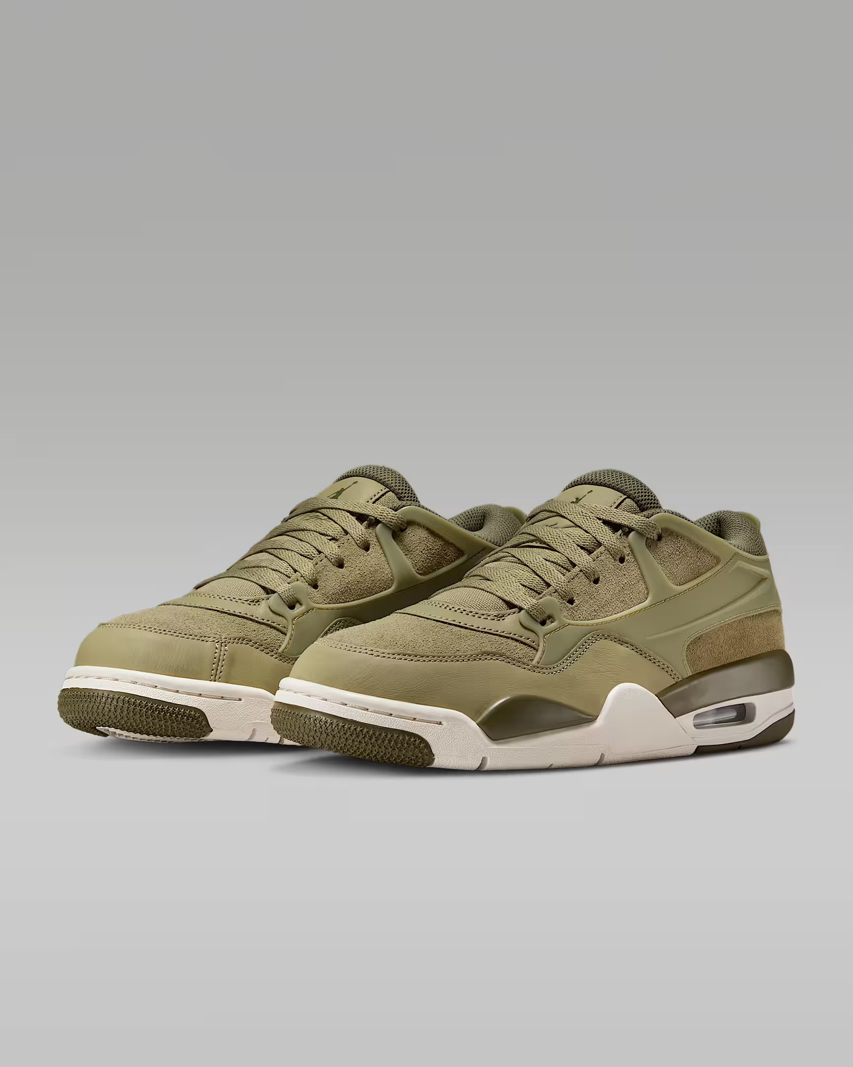Кросівки жіночі WMNS AIR JORDAN 4 RM IB7694-201 — фото 6