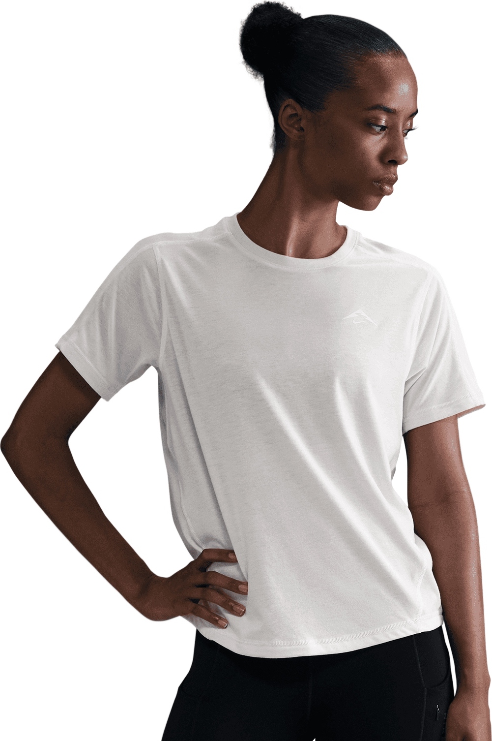 Футболка жіноча NIKE W NK TRAIL Dri-FIT UV SS TOP HJ2242-030, S — фото 2