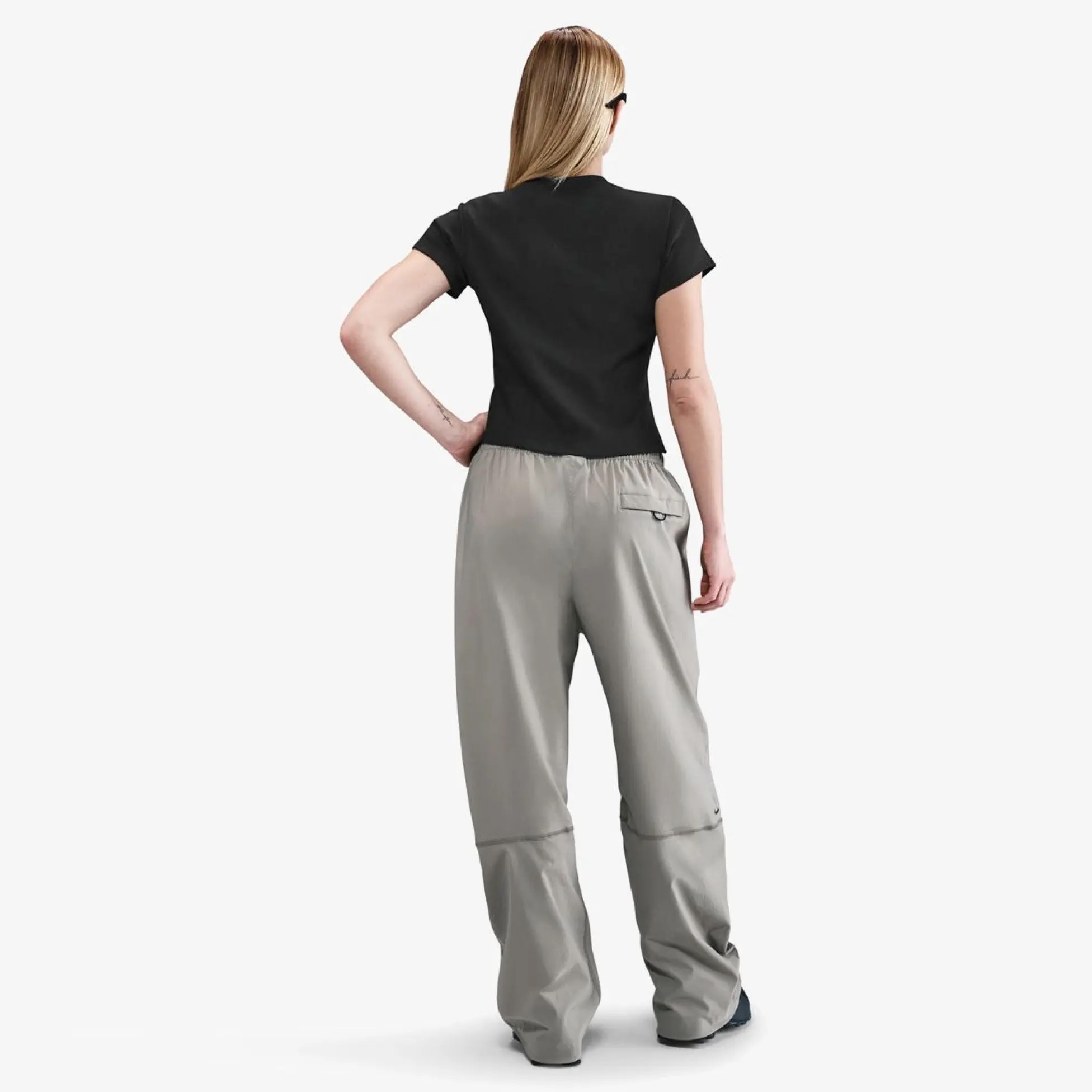 Жіноча футболка NIKE W NSW RIB TGHT SS TEE HV4994-010 — фото 1