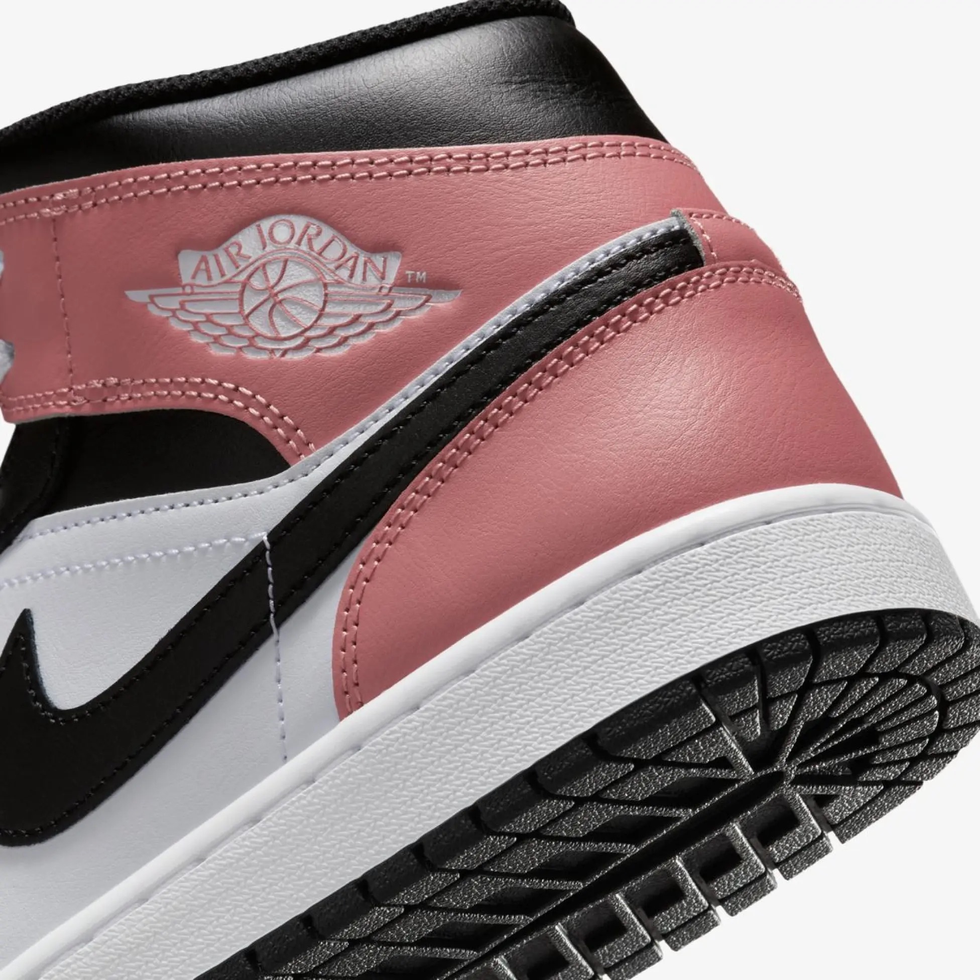 Кросівки чоловічі Air Jordan 1 Mid DQ8426-100, 40.5 — фото 9