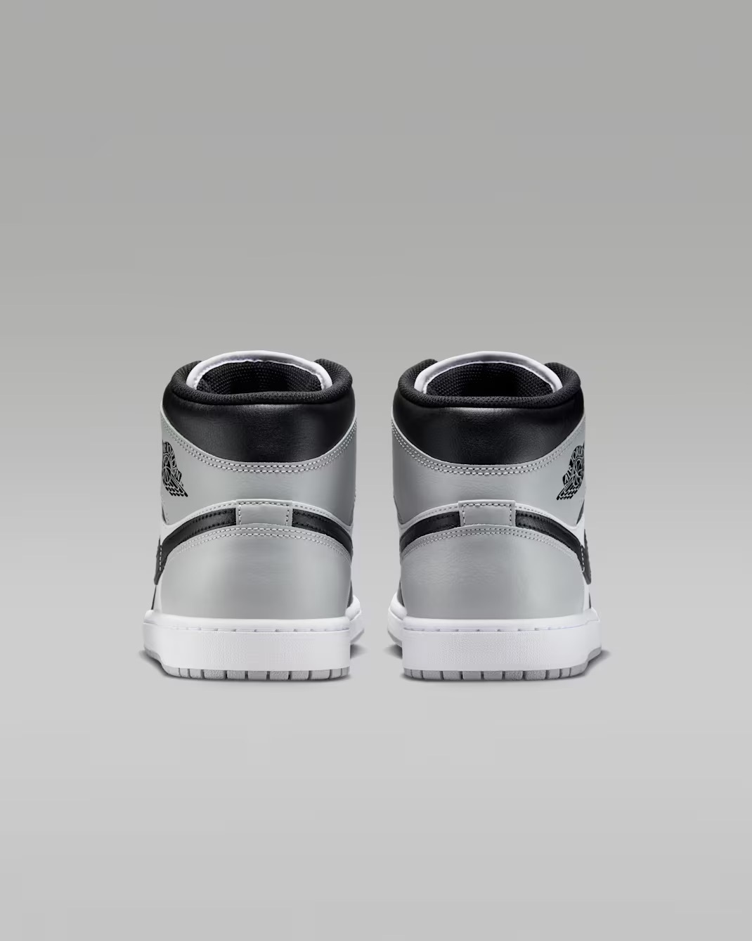 Кросівки чоловічі Air Jordan 1 Mid DQ8426-101, 40 — фото 7