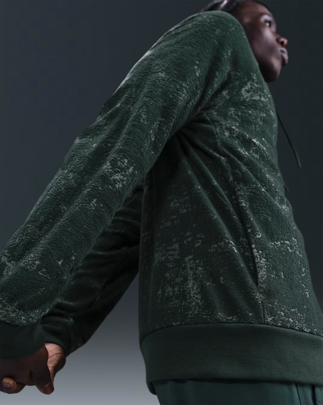Толстовка чоловіча Nike Primary Jcqrd Green — фото 3