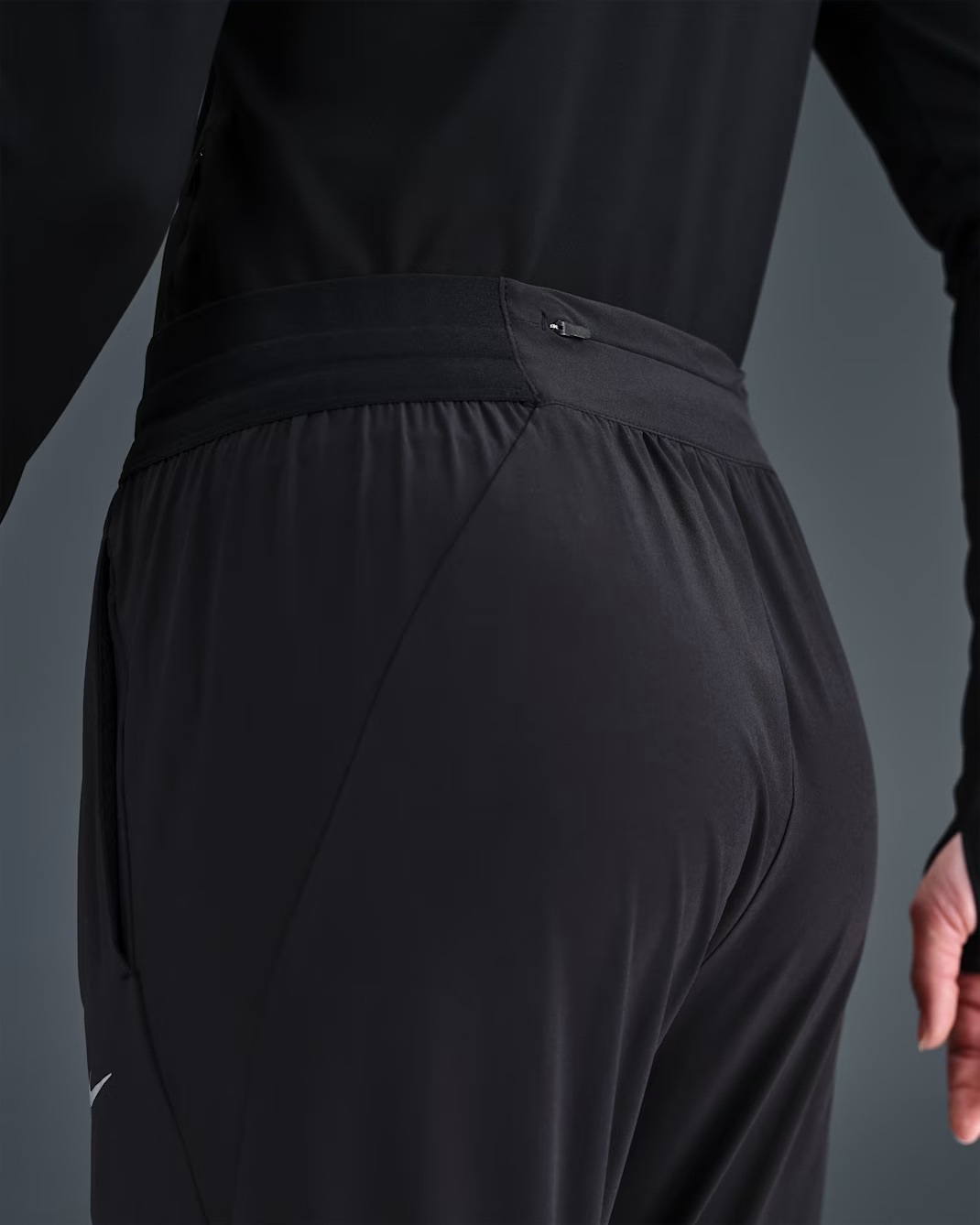 Жіночі штани NIKE W NK SWIFT DF MR PANT HV6088-010, M — фото 4