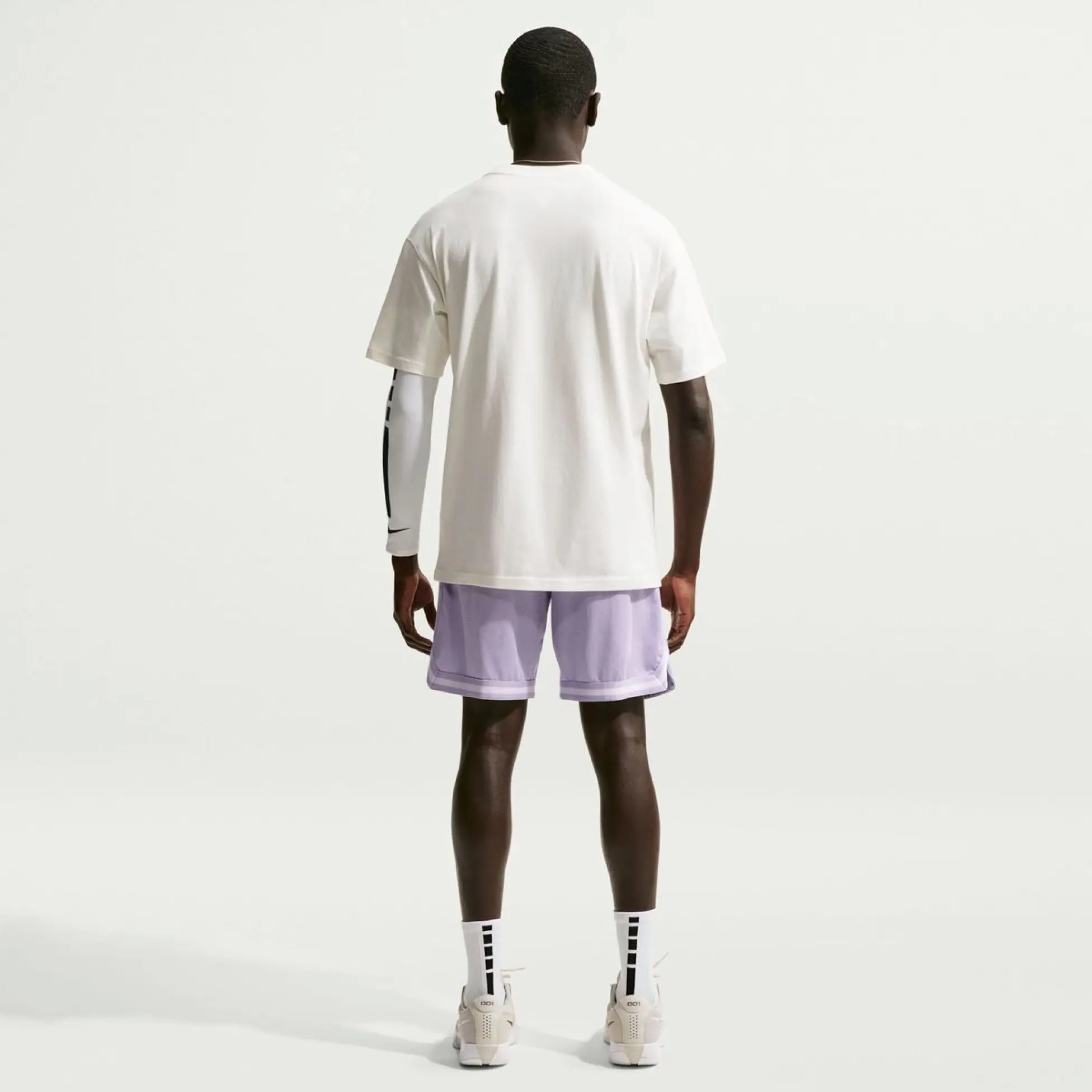 Чоловіча футболка NIKE BASKETBALL II6572-133 — фото 6