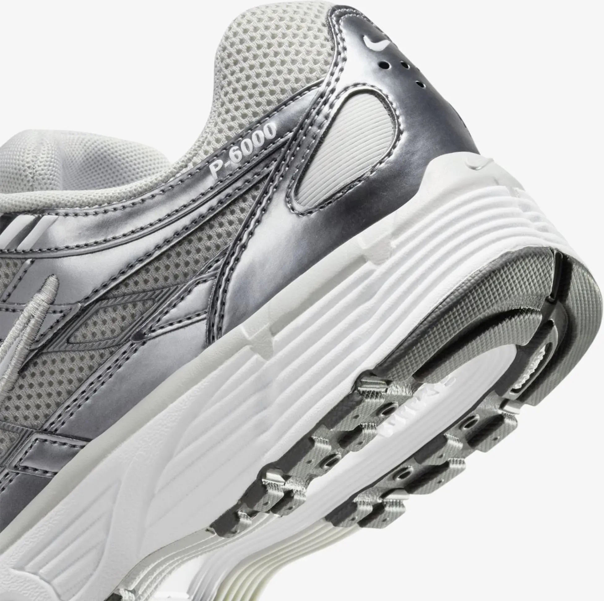 Кросівки жіночі Nike P-6000 (IO3496-001) — фото 9