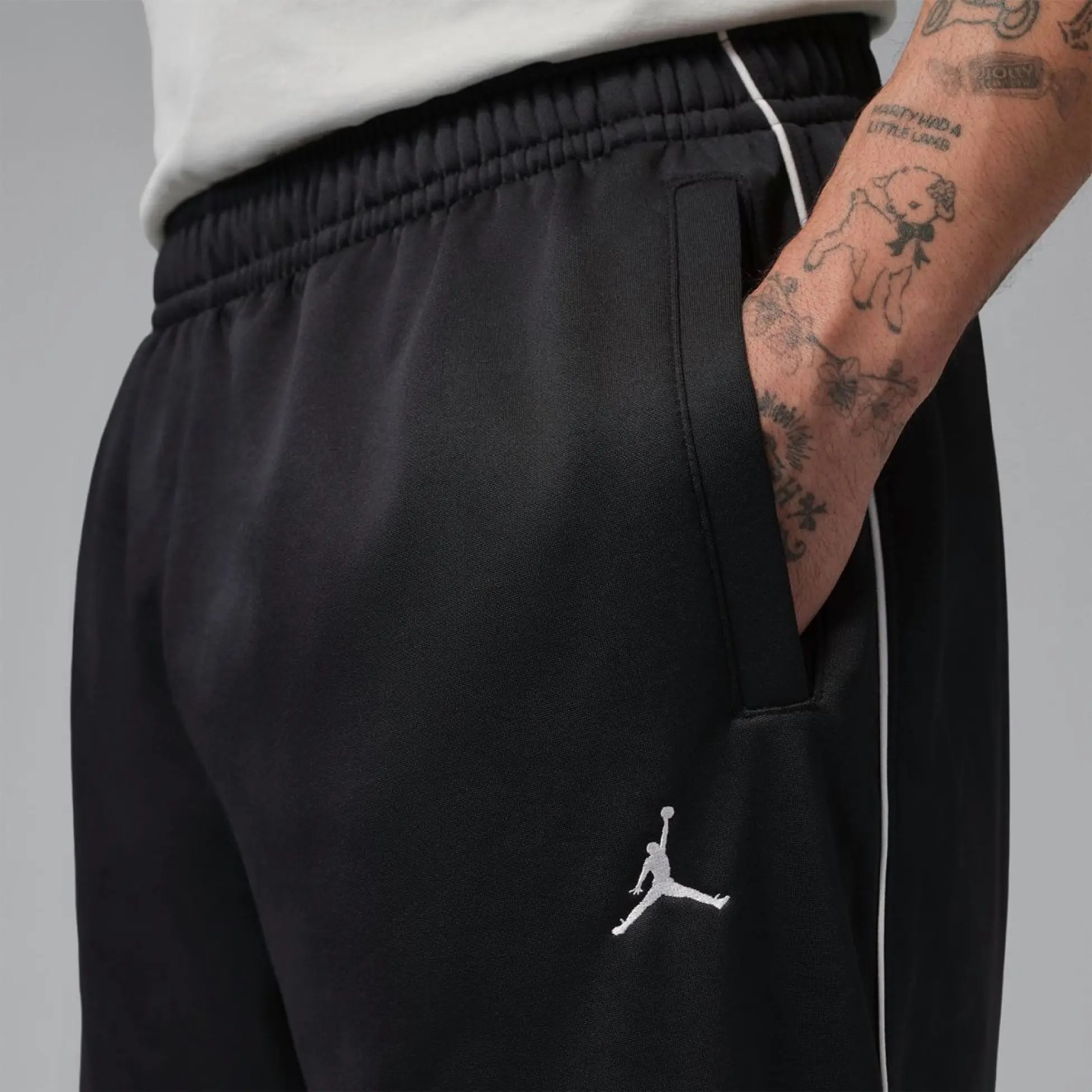Чоловічі штани JORDAN M J BRK TRICOT TRACK SUIT PNT IO0747-010 — фото 1
