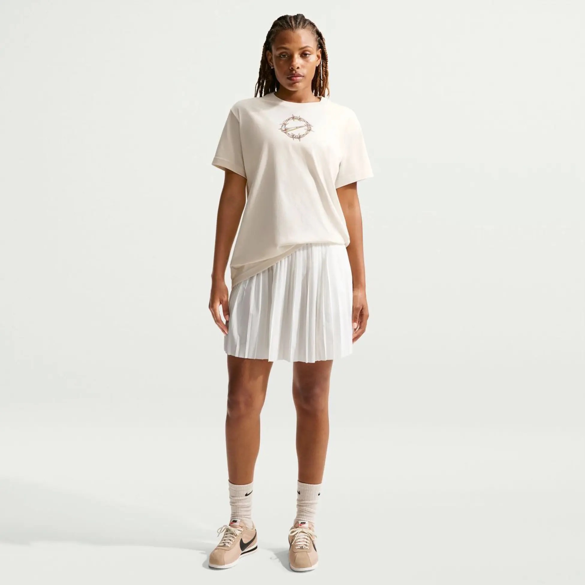Жіноча футболка NIKE W NSW CLASSIC SS TEE BRB CHRME IH7702-103 — фото 5