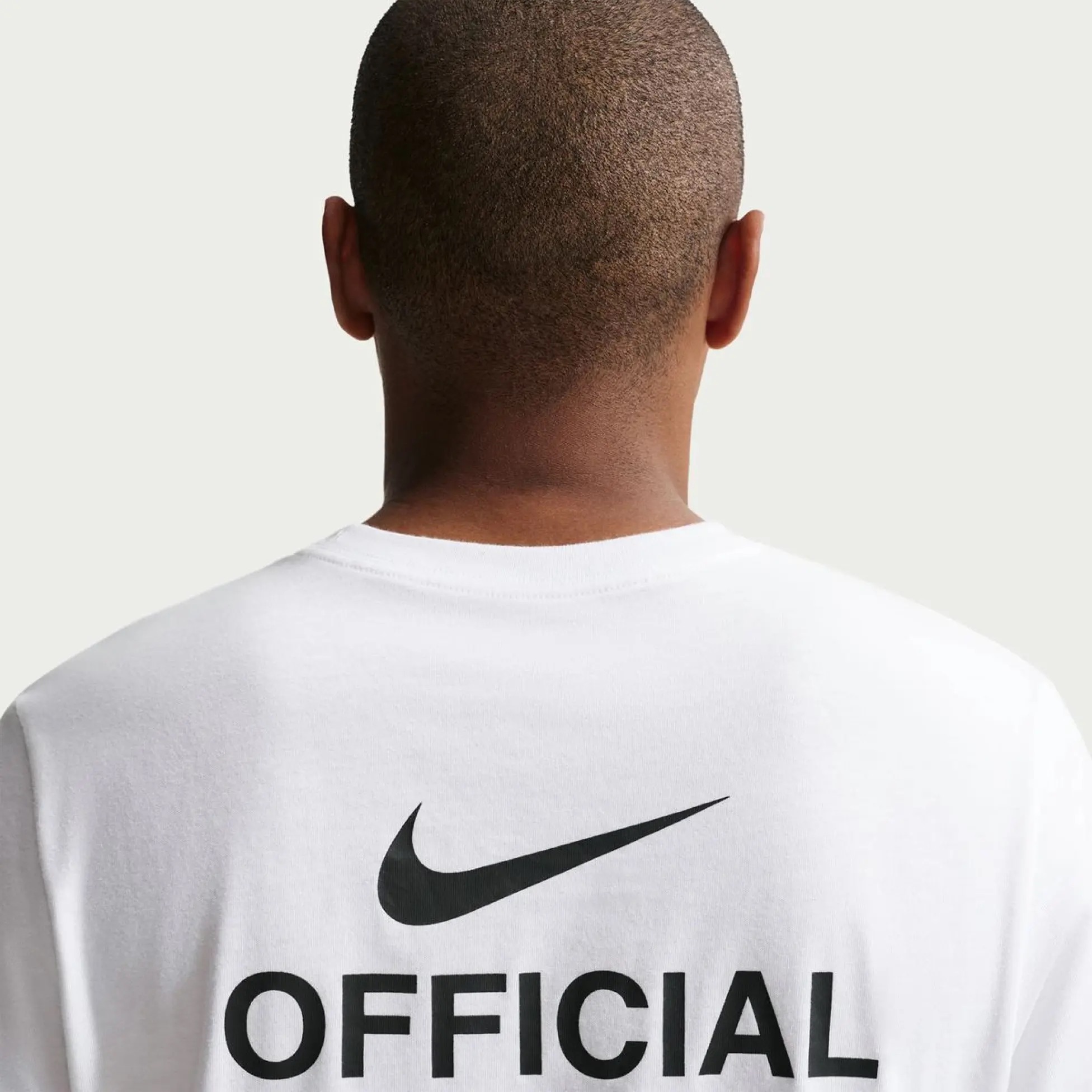 Чоловіча футболка NIKE U NSW TEE STD OFFICIAL IH1143-100 — фото 3