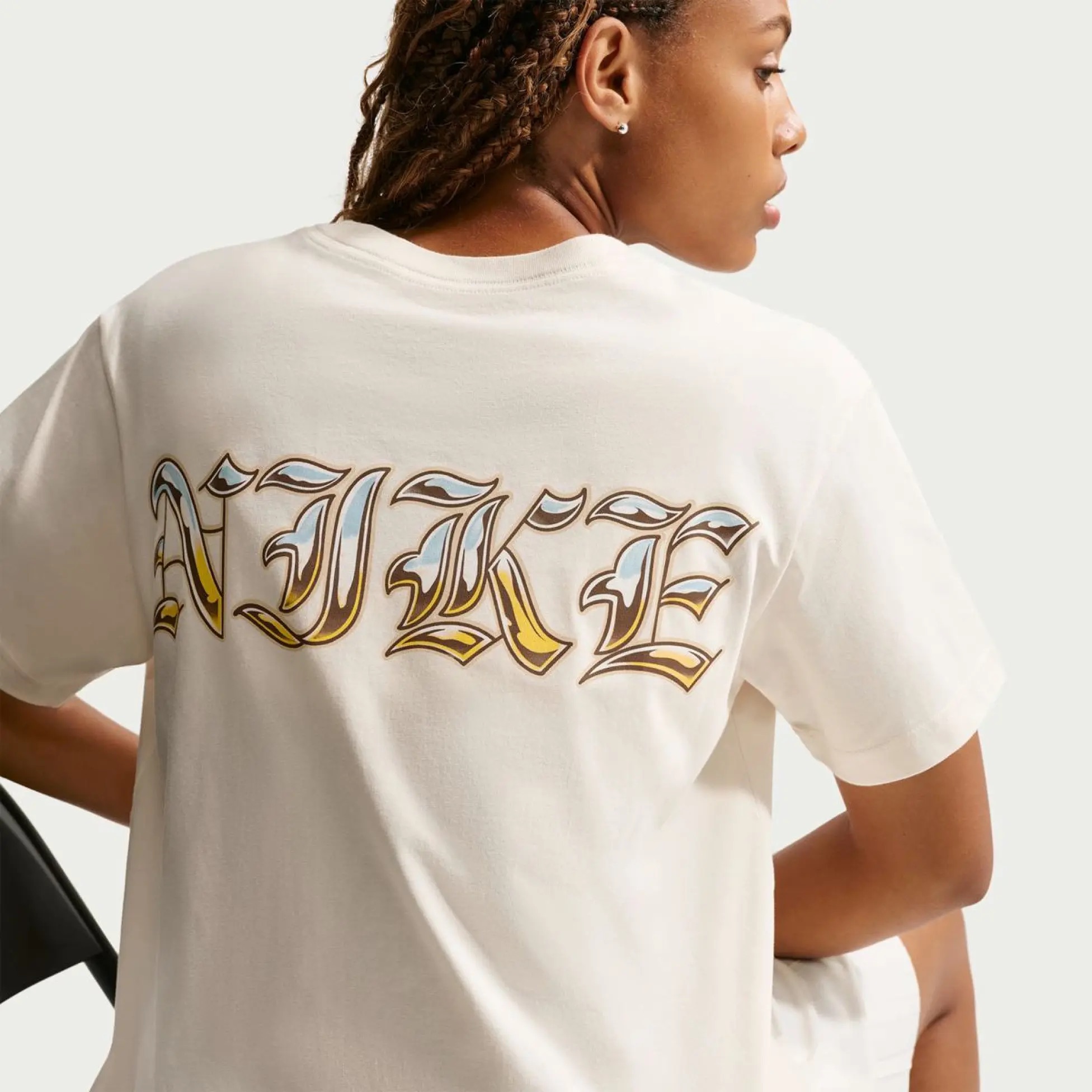 Жіноча футболка NIKE W NSW CLASSIC SS TEE BRB CHRME IH7702-103 — фото 3