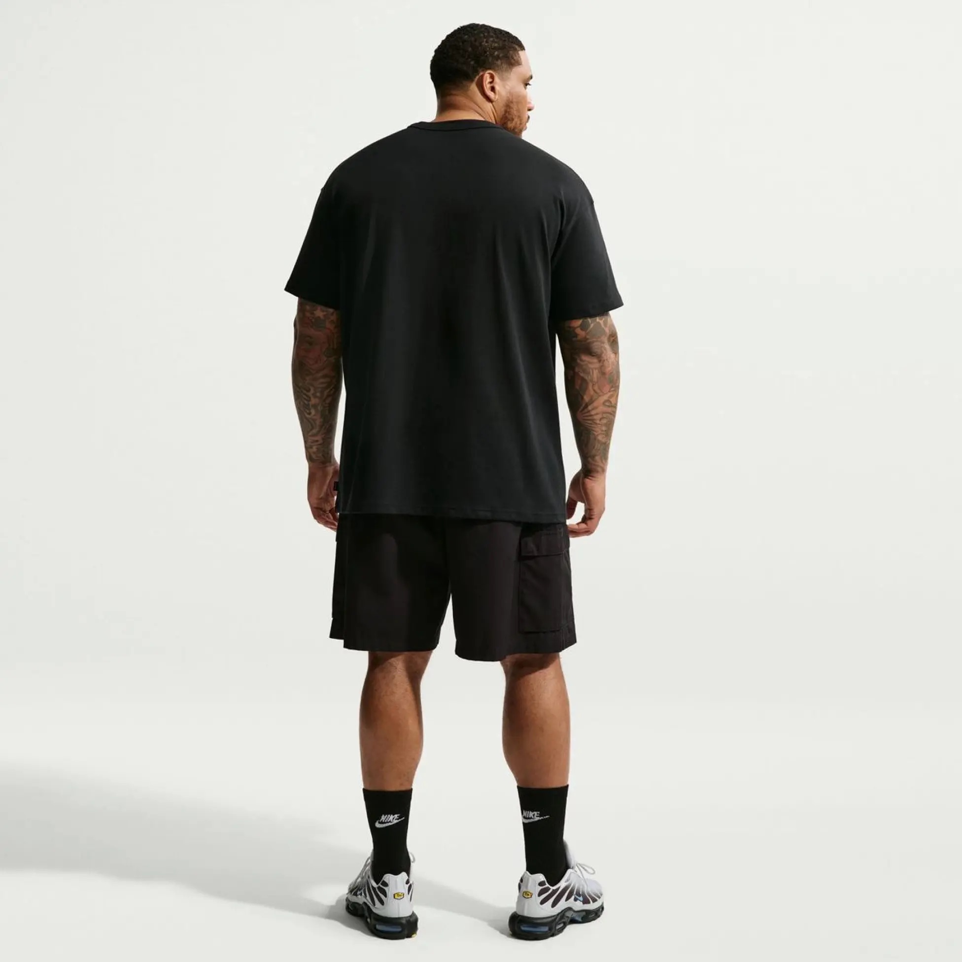 Футболка чоловіча NIKE M NSW TEE LSE PREM ESS SUST IH1121-010 — фото 6