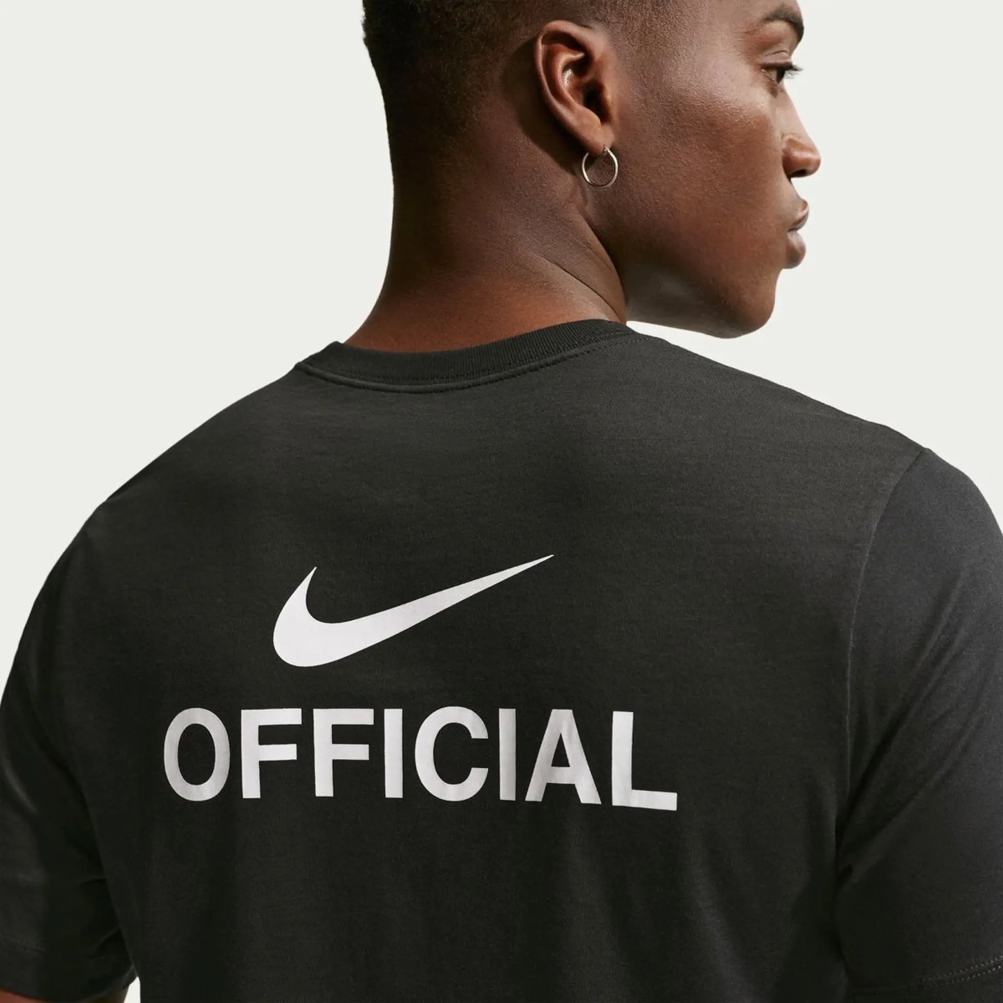 Чоловіча футболка NIKE U NSW TEE STD OFFICIAL IH1143-010 — фото 3