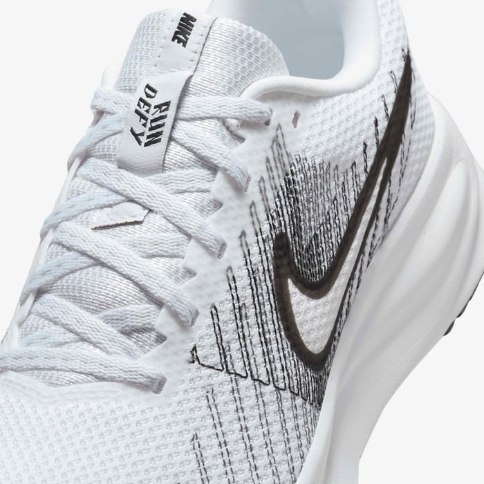 Жіночі кросівки NIKE W RUN DEFY HM9593-101 — фото 8
