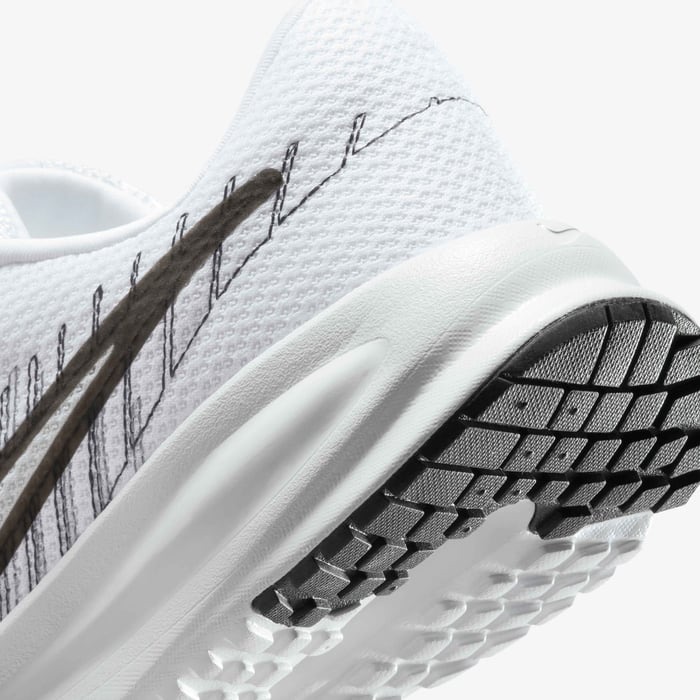 Жіночі кросівки NIKE W RUN DEFY HM9593-101 — фото 9