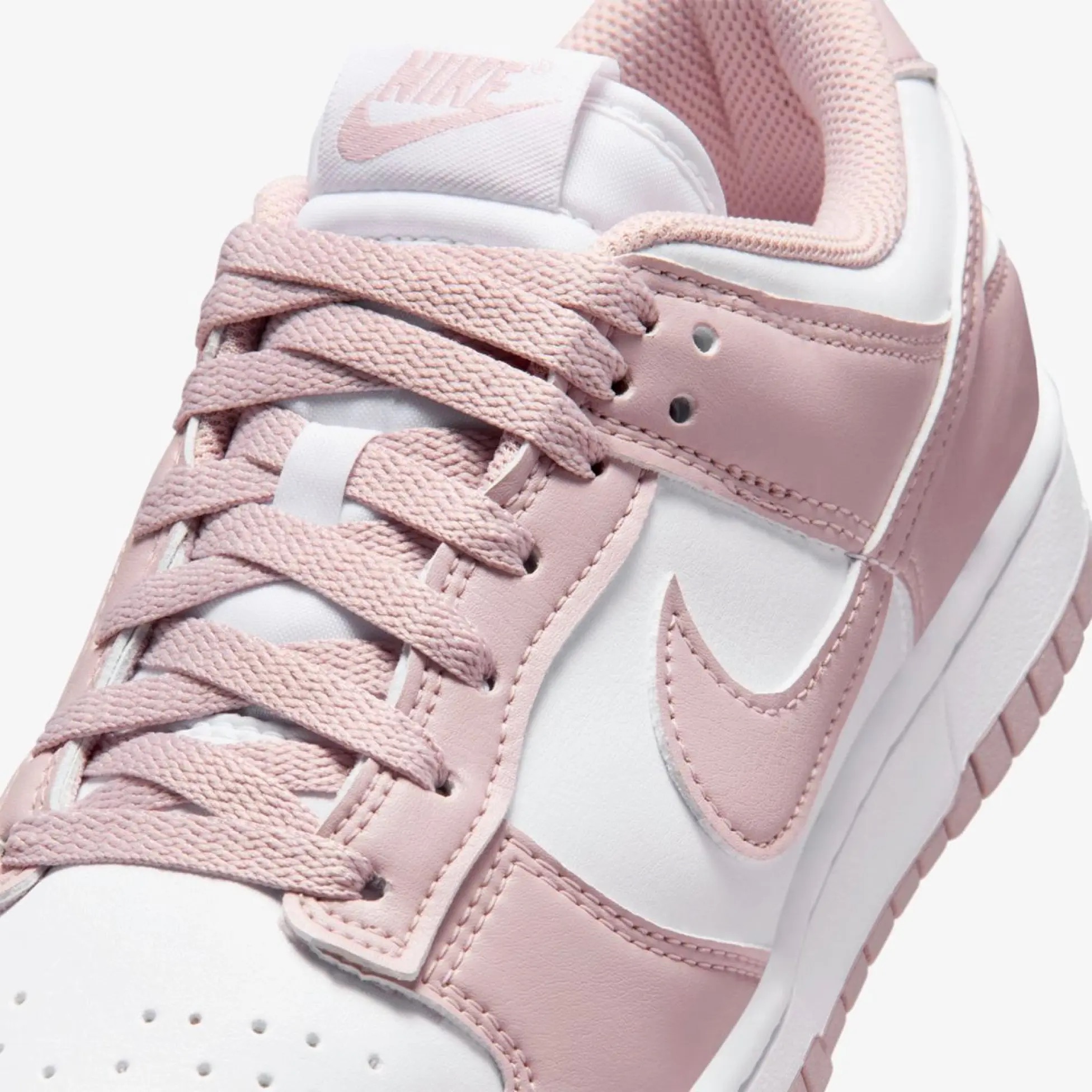Жіночі кросівки NIKE DUNK LOW IM6572-103 — фото 1