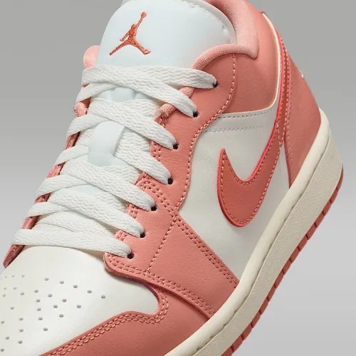 Кросівки Wmns Air Jordan 1 Low DC0774-180 — фото 7