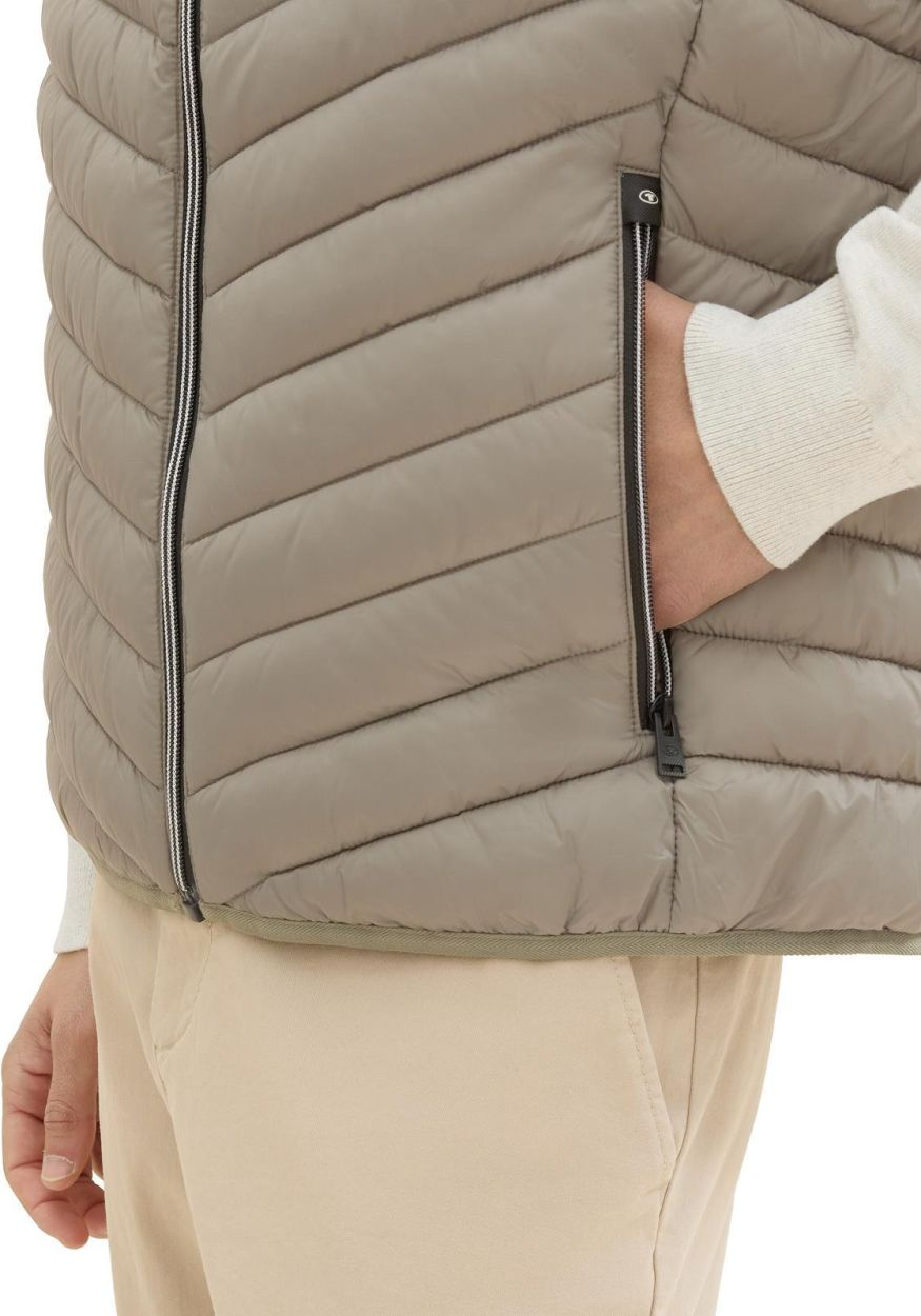 Безрукавка Leichte Weste 1041310-32097 Tom Tailor XXL Коричневий — фото 4
