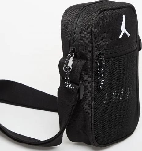 Сумка Nike Jam Blacktop Festtival Bag 1.7L чорний Чол 23 х 15 х 5 см (MA9190-023) — фото 5