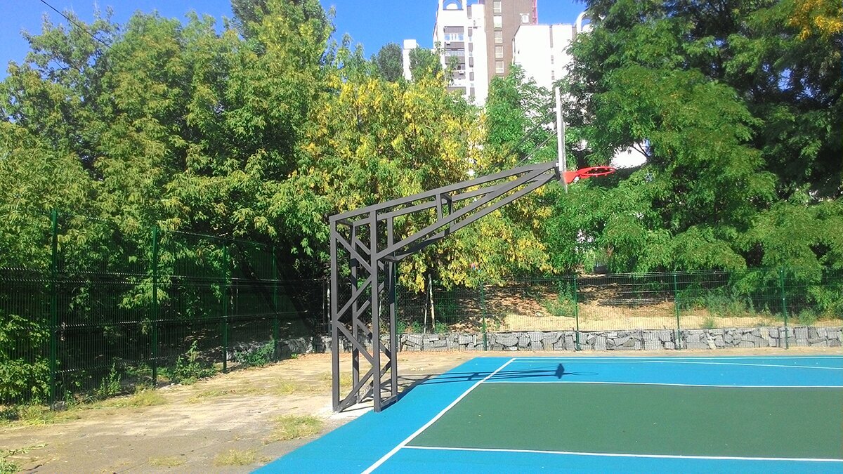 Баскетбольна стійка на чотирьох опорах SS00618 — фото 6