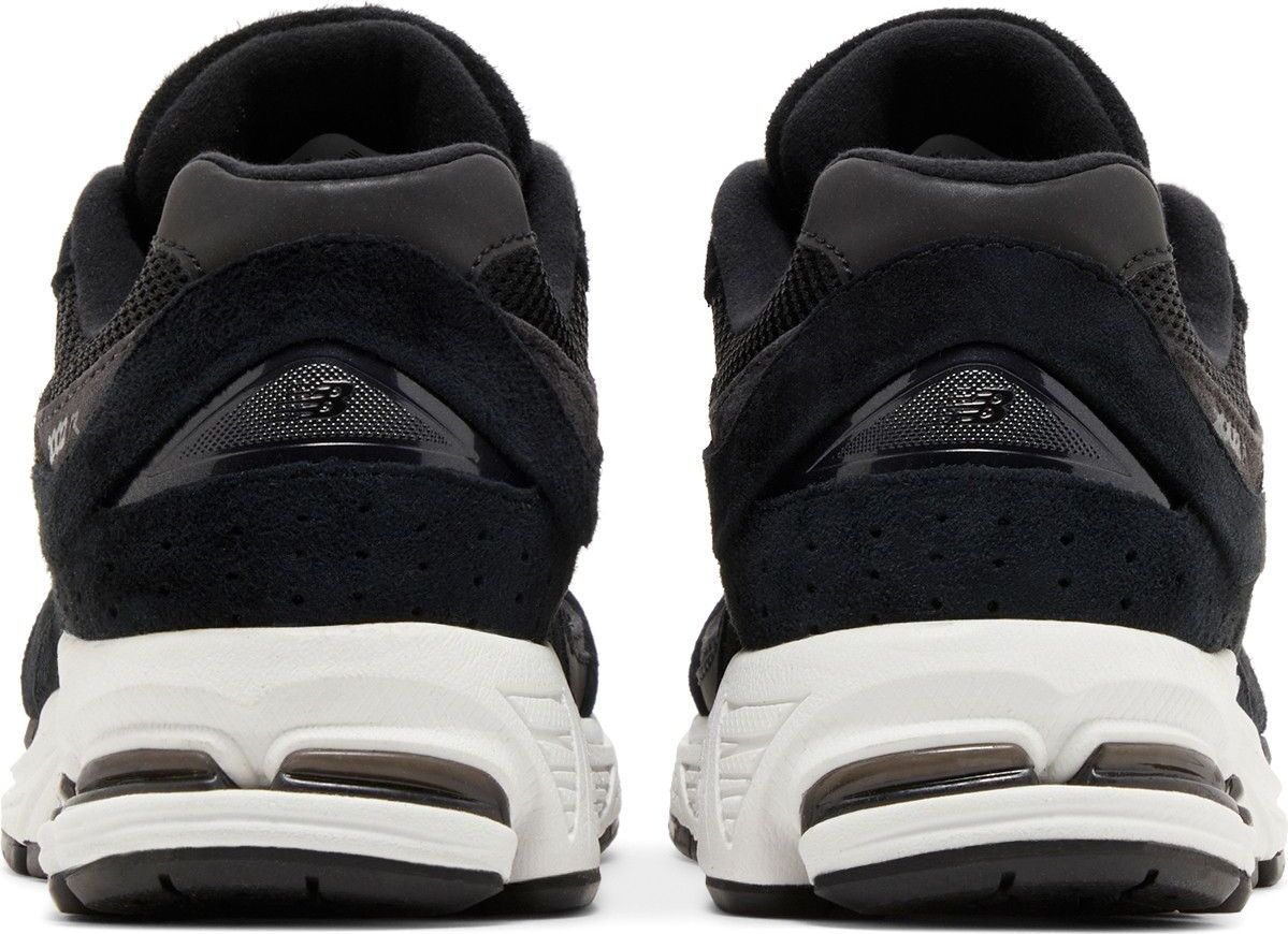 Кросівки чоловічі New Balance 2002R (M2002RBK) — фото 6