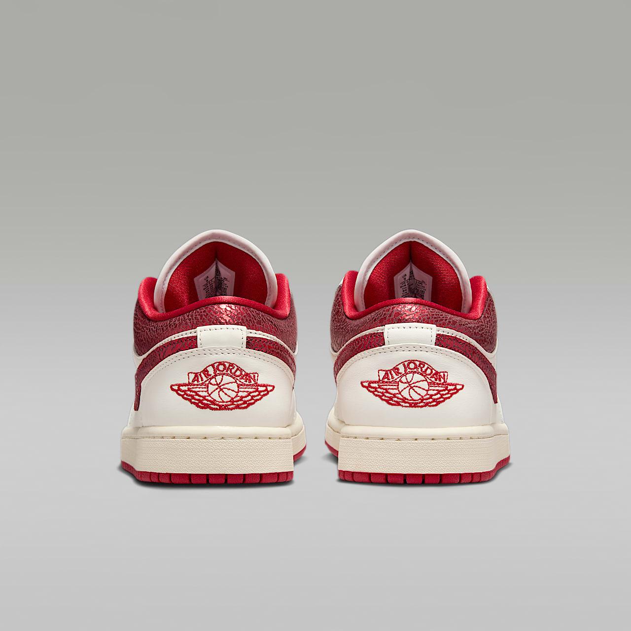 Кросівки Air Jordan 1 Low SE — фото 4
