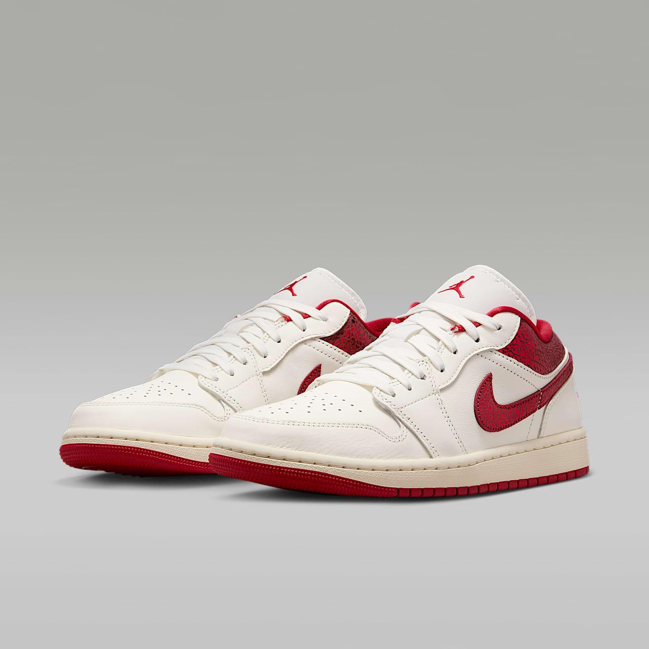 Кросівки Air Jordan 1 Low SE — фото 8