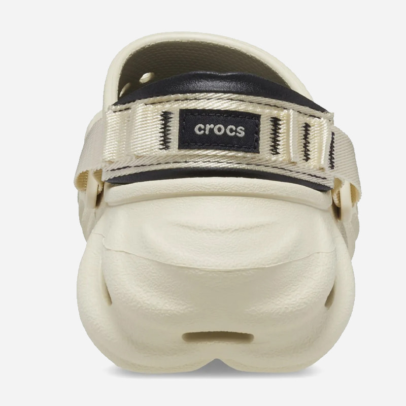 Тапочки унісекс Crocs Echo Clog Bone/Blk (207937-2YJ) — фото 4