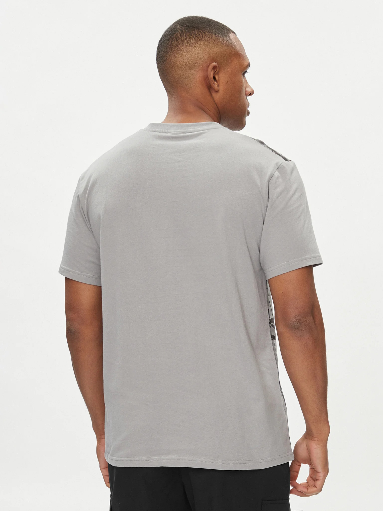 Футболка чоловіча Ellesse Gilliano T-Shirt (SHV20113-109) — фото 5