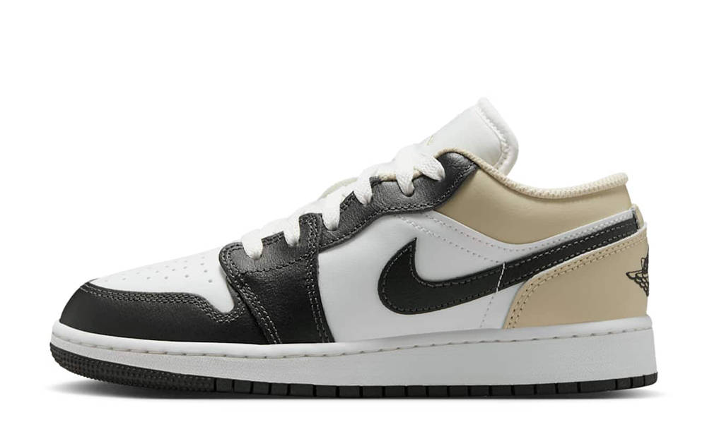 Кросівки чоловічі Air Jordan 1 Low GS 'Summit White Off Noir' — фото 1