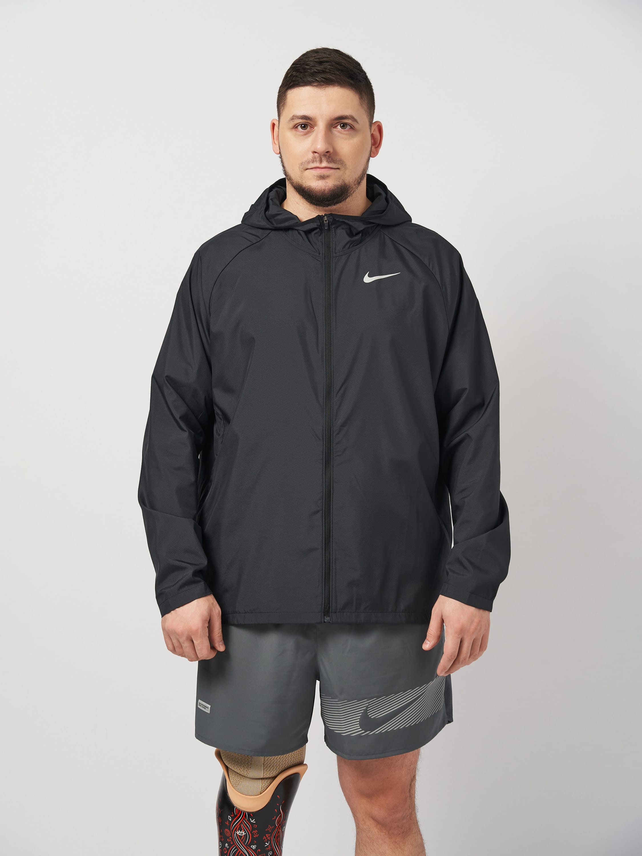 Вітровка чоловіча Nike Essential Running Hooded Black (BV4870-010) — фото 1