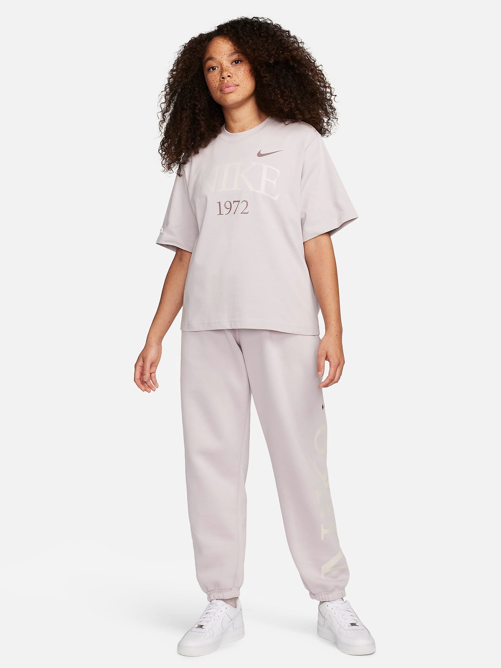 Футболка жіноча Nike W Nsw Tee Classics Boxy (FQ6600-019) — фото 5