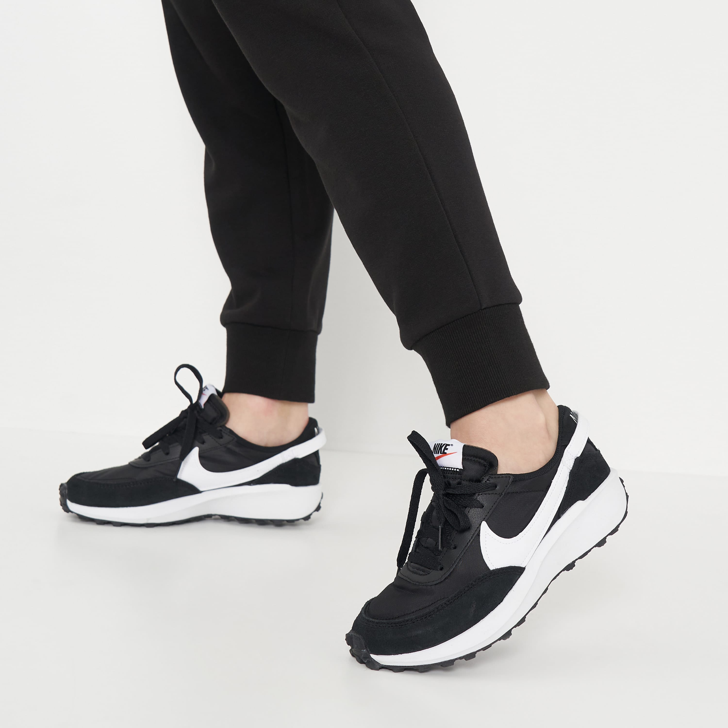 Кросівки Nike WMNS WAFFLE DEBUT — фото 7