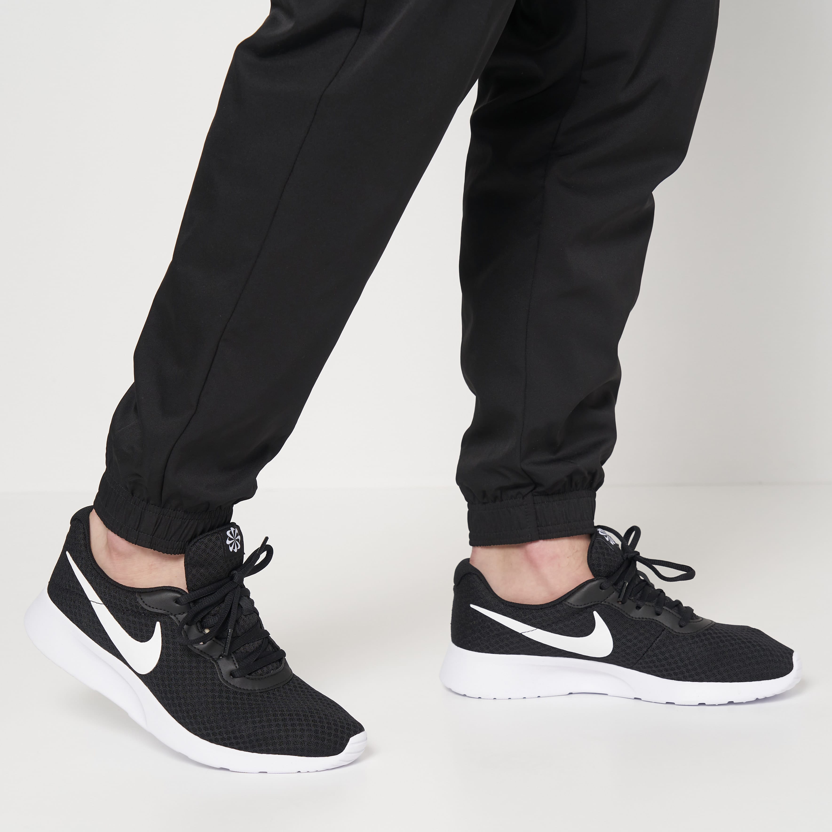Кросівки чоловічі Nike Tanjun (DJ6258-003) — фото 9
