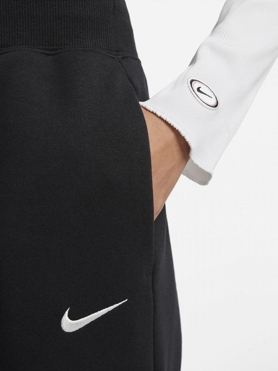 Брюки жіночі Nike W Nsw Phnx Flc Hr Pant Wide (DQ5615-010) — фото 3