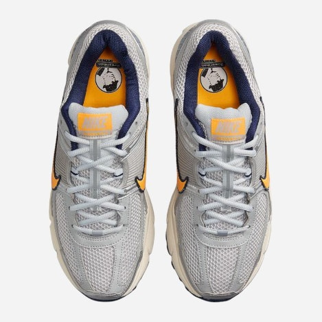 Кросівки чоловічі Nike Zoom Vomero 5 (FJ4151-001) — фото 6