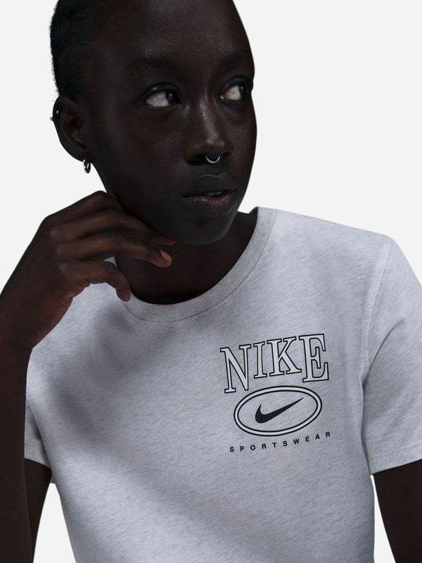 Футболка жіноча Nike Sportswear Club (IB2447-051) — фото 6