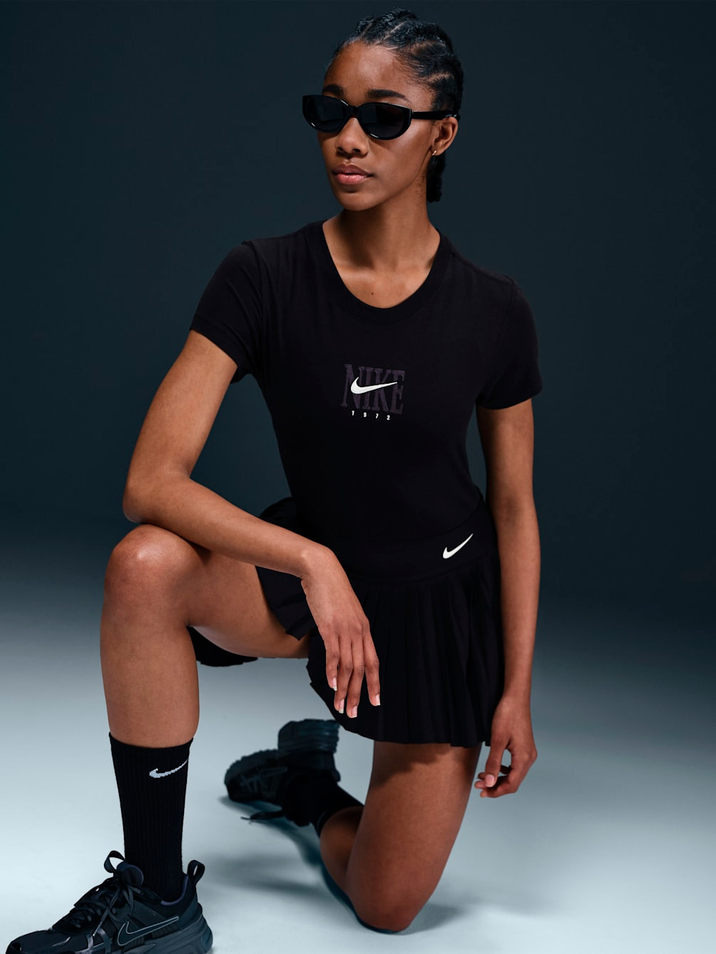 Футболка жіноча Nike Short-Sleeve Slim T-Shirt (IB2444-010) — фото 10
