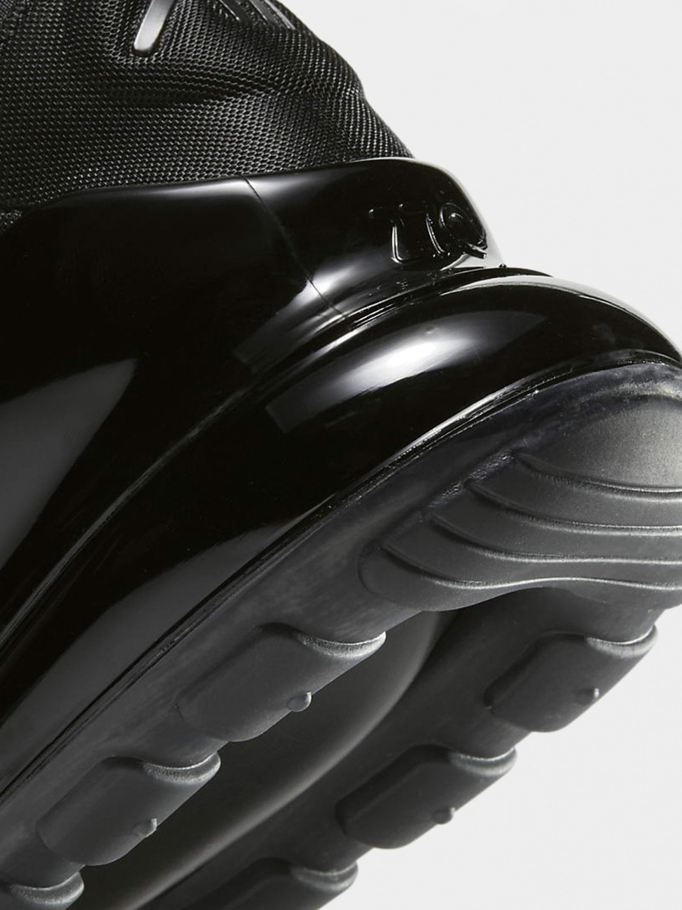 Чоловічі кросівки Nike Air Max 270 (AH8050 005) 42.5 (27 см.) — фото 7