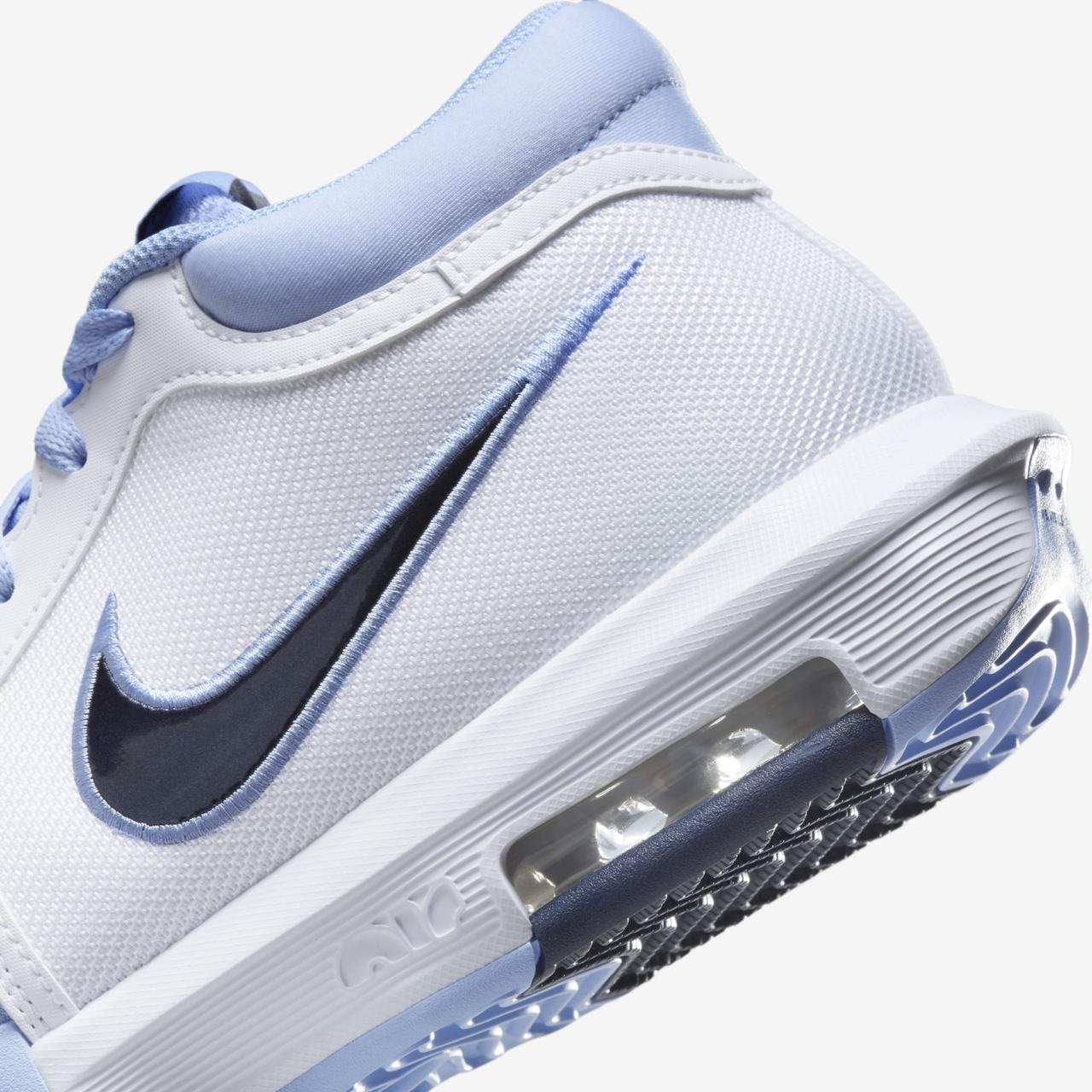 Чоловічі кросівки Nike LeBron Witness VIII (HQ2139 100) 45.5 (29.5 см.) — фото 7