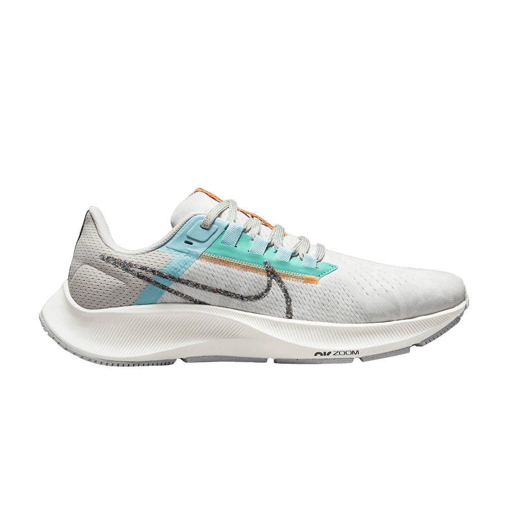 Кросівки для бігу жіночі Nike Wmns Air Zoom Pegasus 38 (DC4566-100) — фото 1