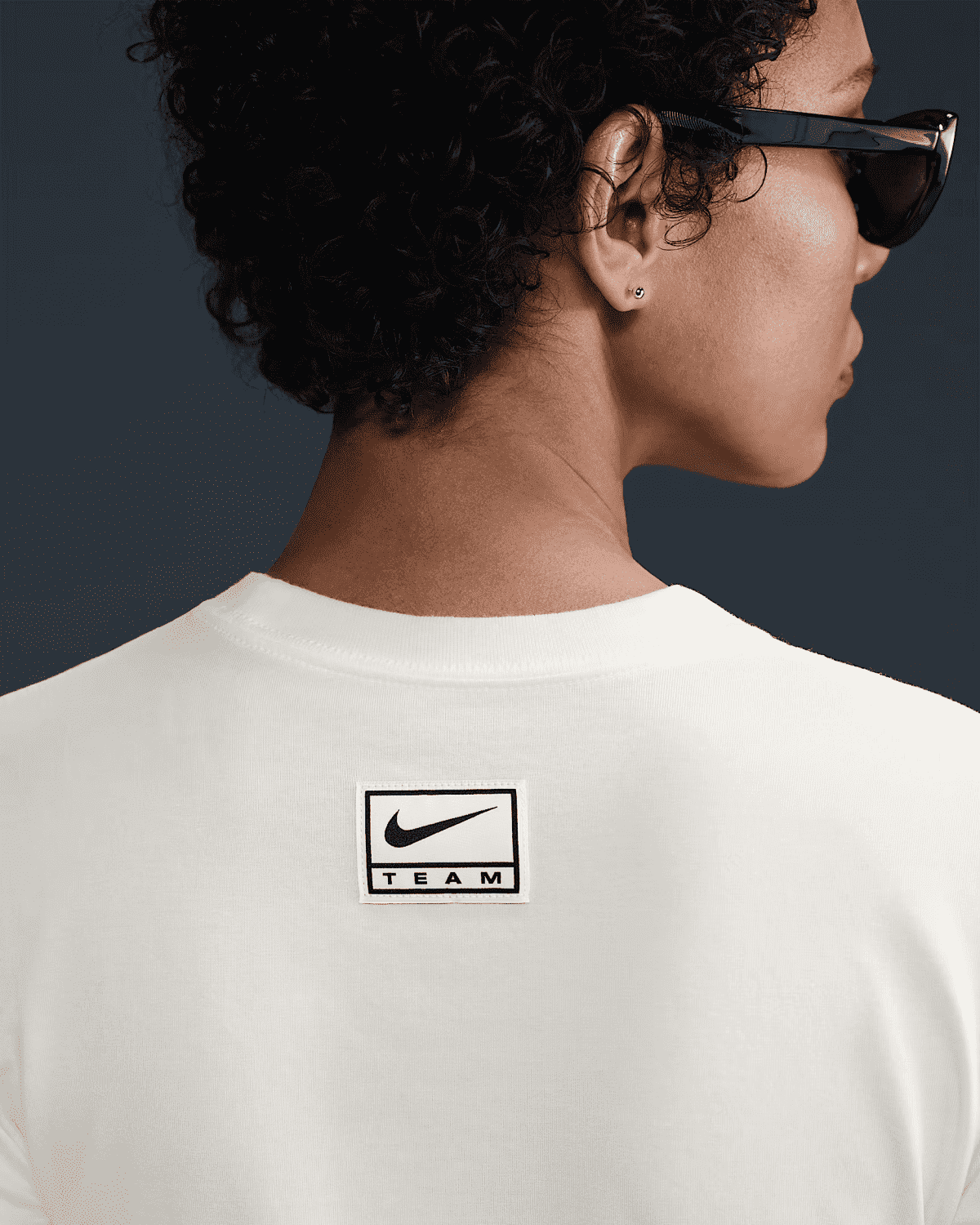 Футболка жіноча Nike Sportswear Slim Cropped T-Shirt Beige (HQ1709-133) — фото 4