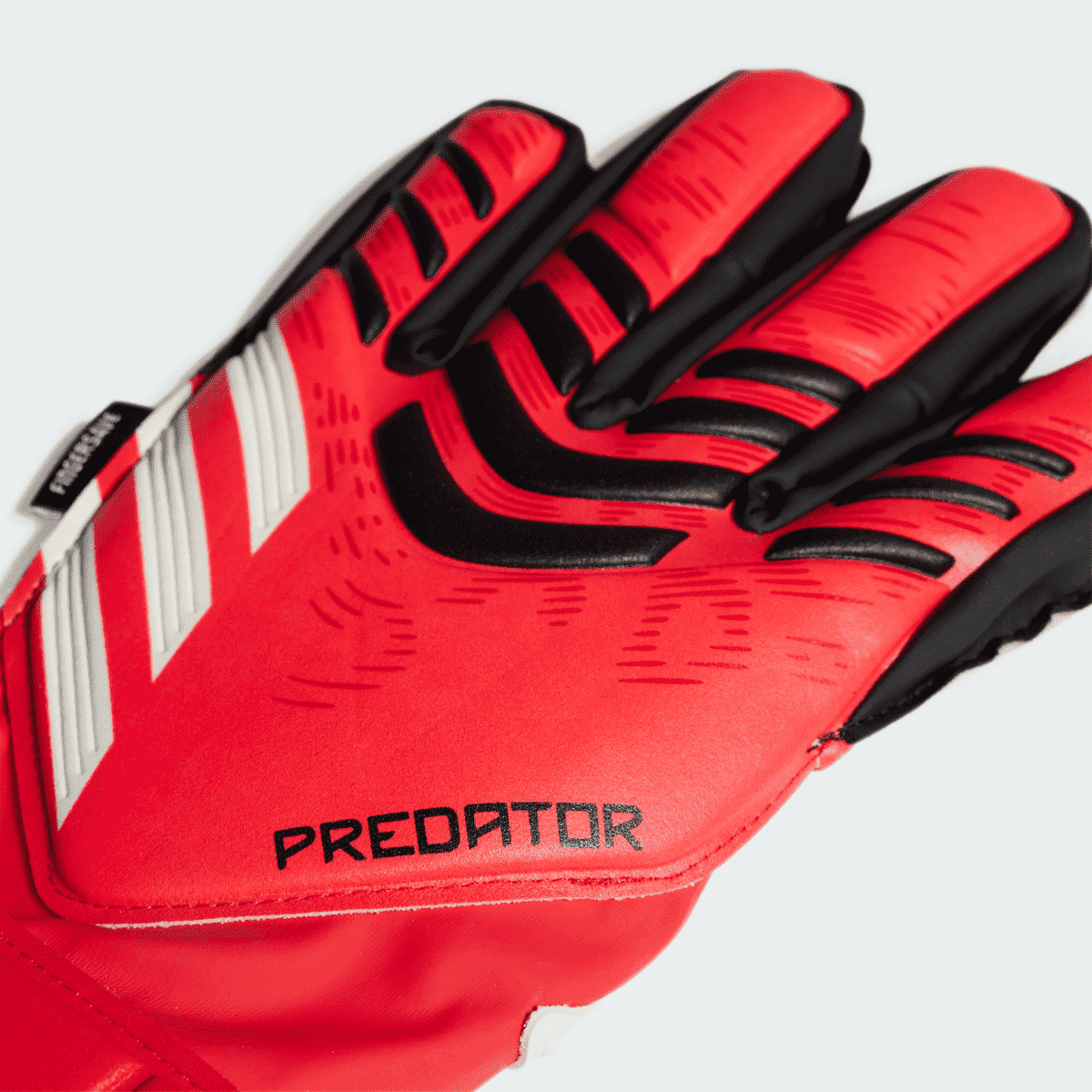 Дитячі футбольні рукавиці PRED GL MTC FSJ JH3809 Adidas 5- Червоний — фото 3