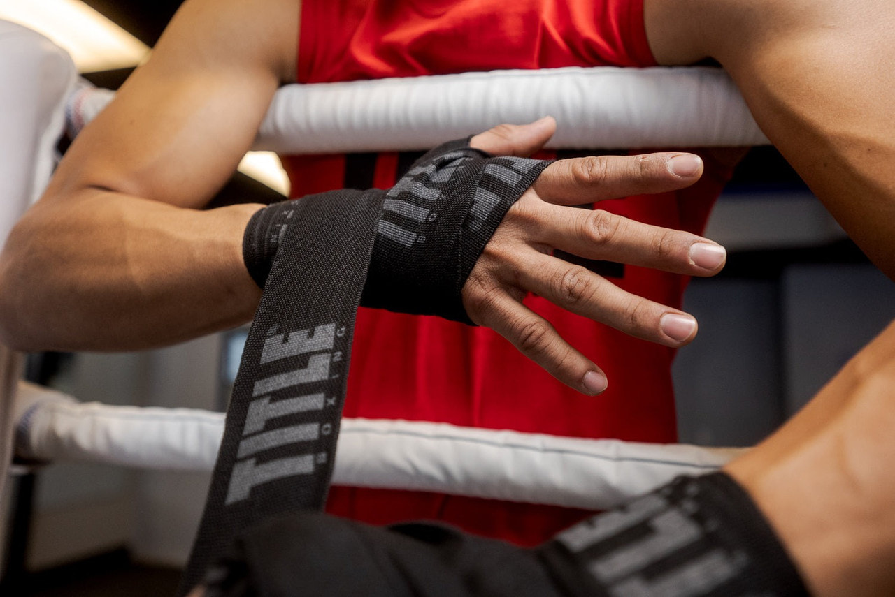 Бинти для боксу TITLE Boxing Power-Flex Elite 180" Black (4.5м.) — фото 5