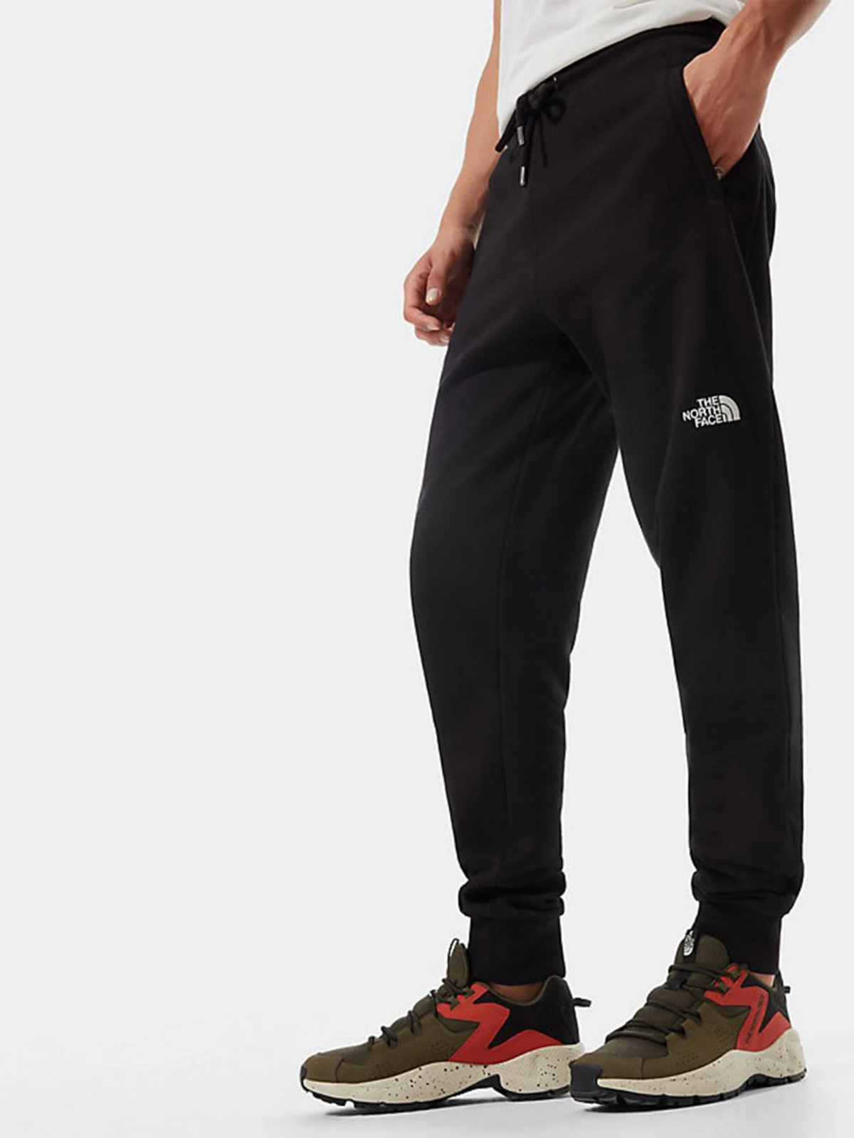 Спортивні штани NSE PANT 0A4SVQJK31 THE NORTH FACE REGS Чорний — фото 1
