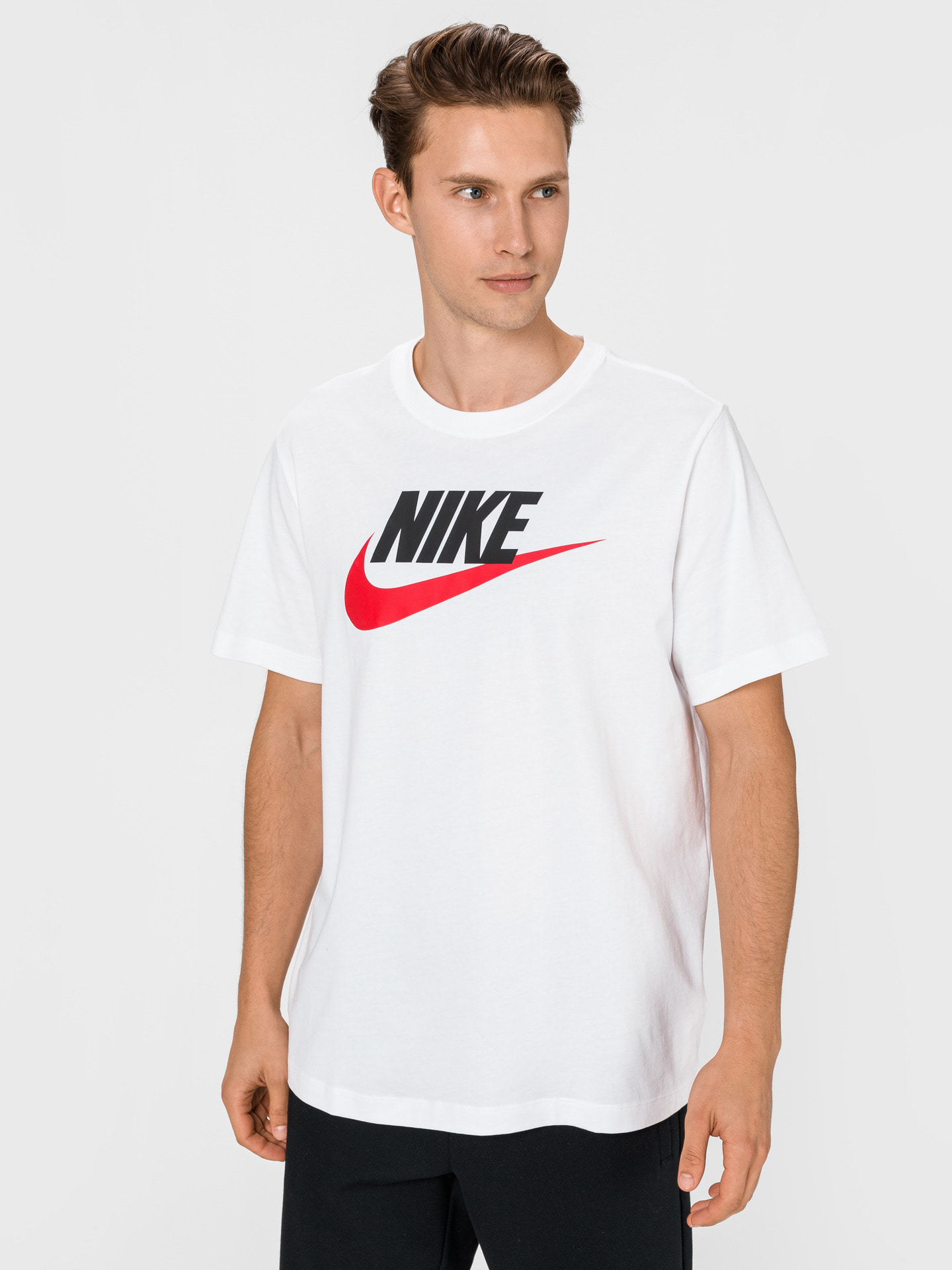 Футболка чоловіча Nike M Nsw Tee Icon Futura (AR5004-100) — фото 1