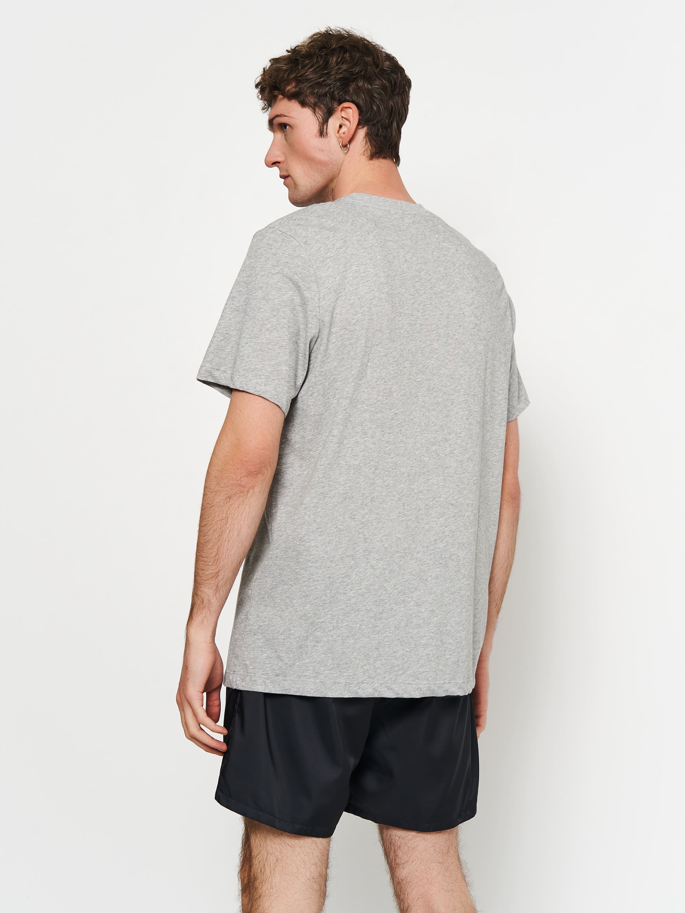 Футболка чоловіча Nike T-Shirt Dri-Fit Training Grey (CZ7989-063) — фото 3