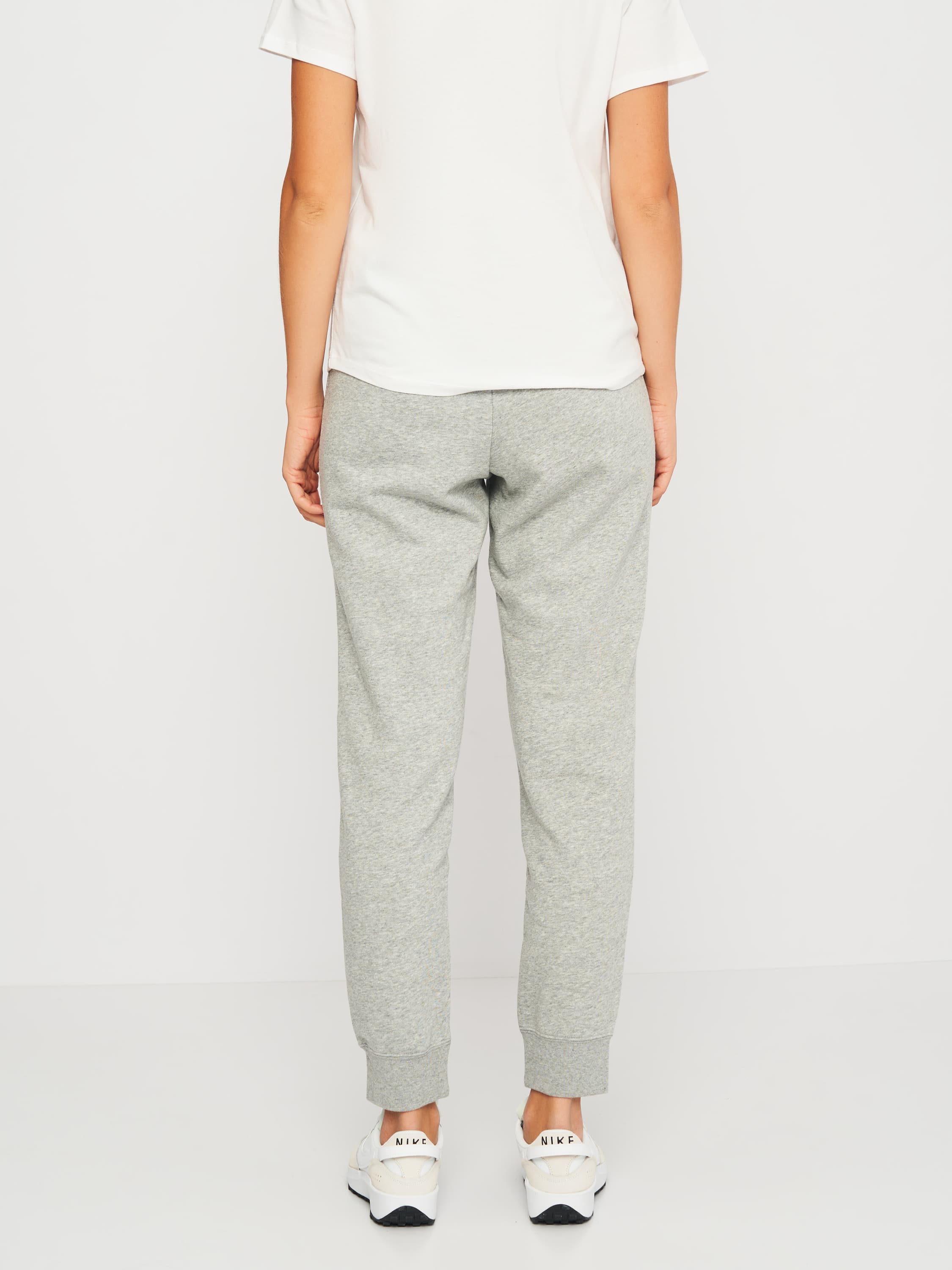 Брюки жіночі Nike Fleece Mid-Rise Slim Joggers (DQ5174-063) — фото 3