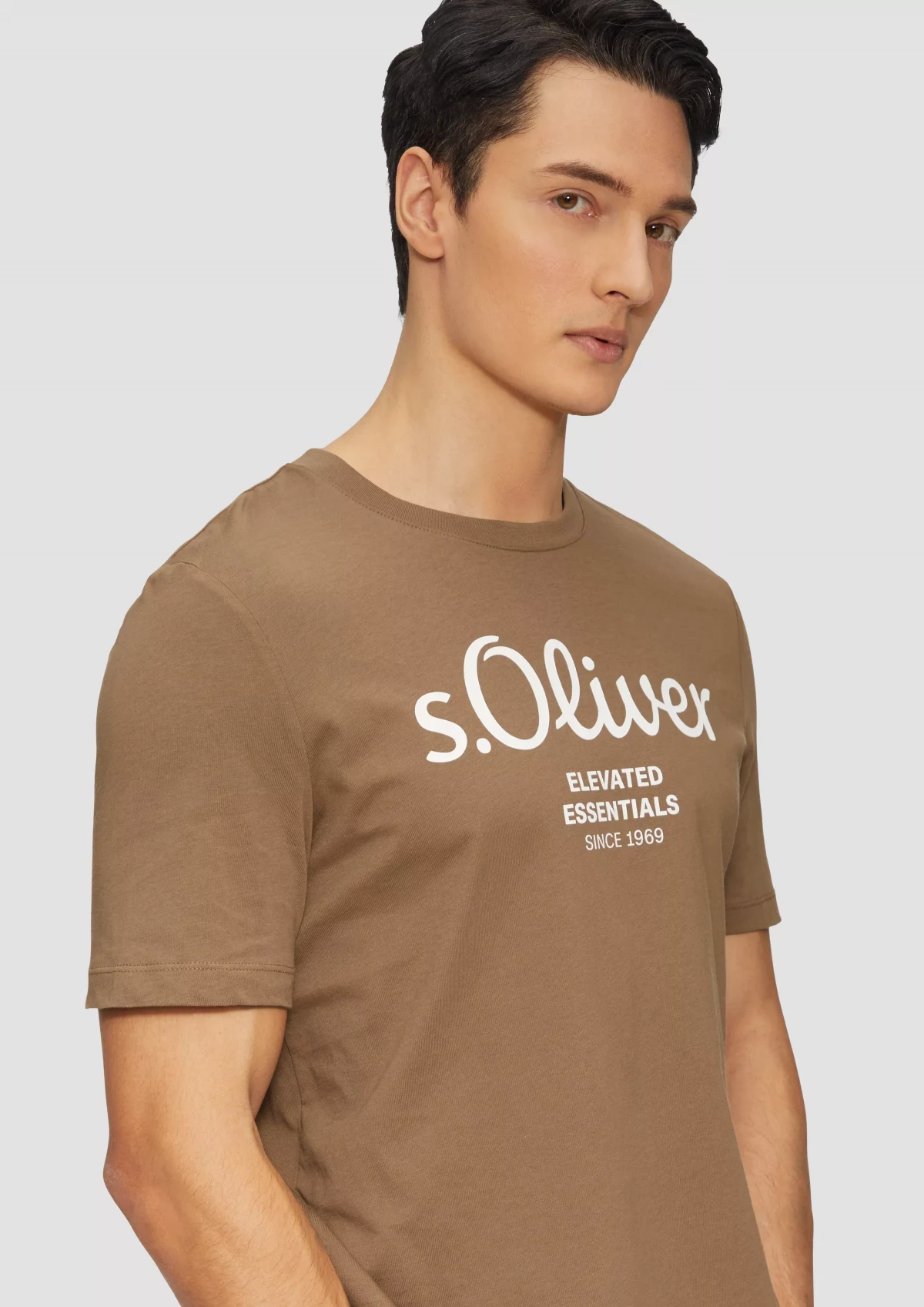 Футболка T-shirt à logo imprimé 2139909.84D1 s.Oliver L Коричневий — фото 4
