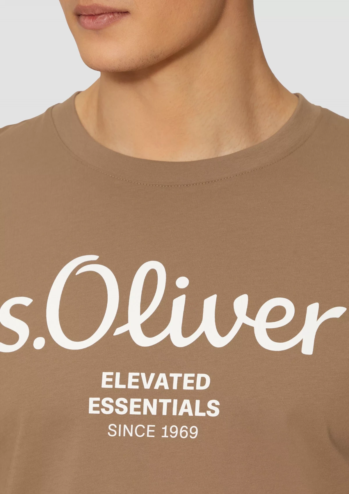 Футболка T-shirt à logo imprimé 2139909.84D1 s.Oliver L Коричневий — фото 5