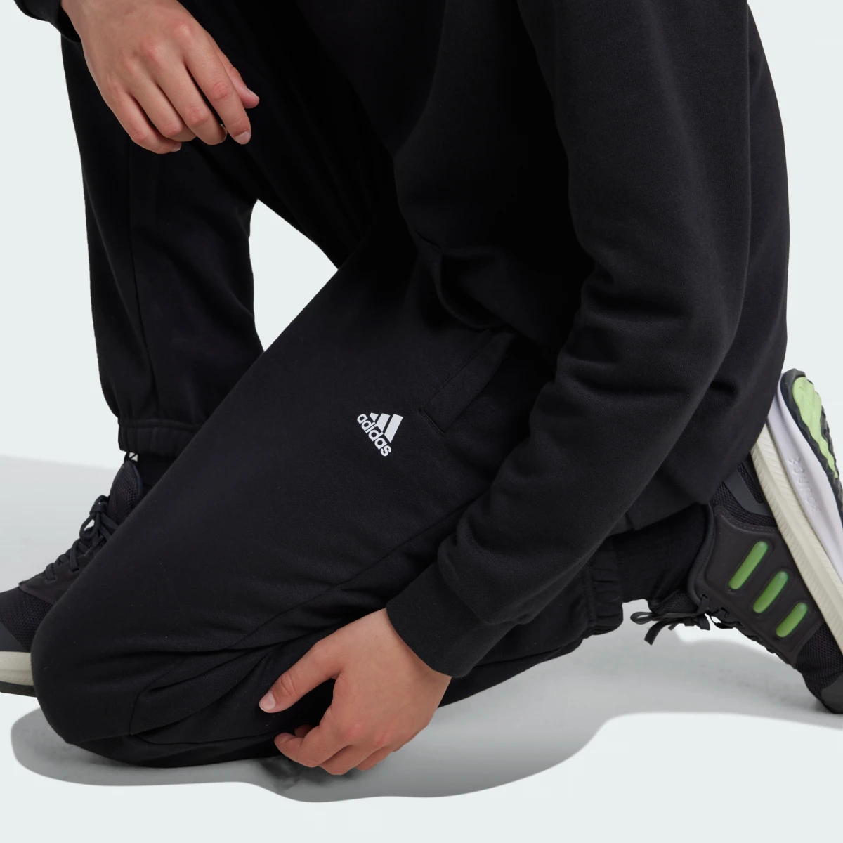Брюки дитячі Adidas Essentials Small Logo Feel Cozy (IV7311) — фото 5